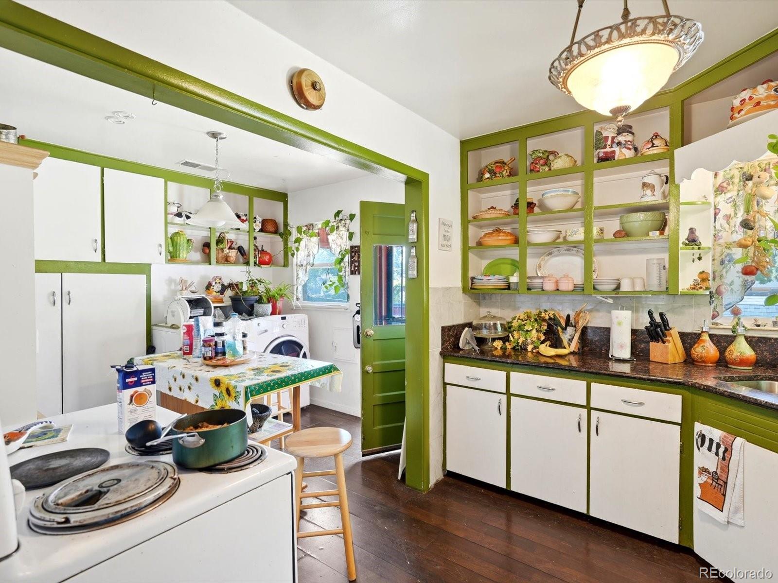 MLS Image #11 for 2732 w 37th avenue,denver, Colorado