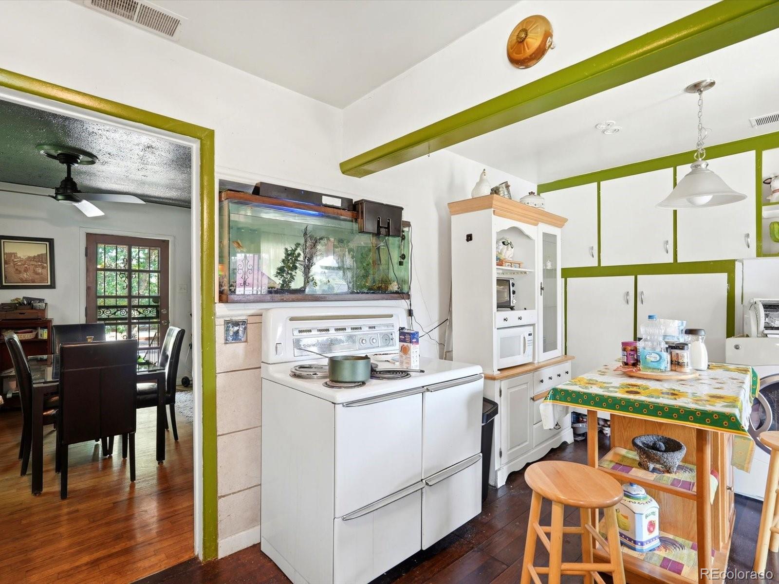 MLS Image #13 for 2732 w 37th avenue,denver, Colorado