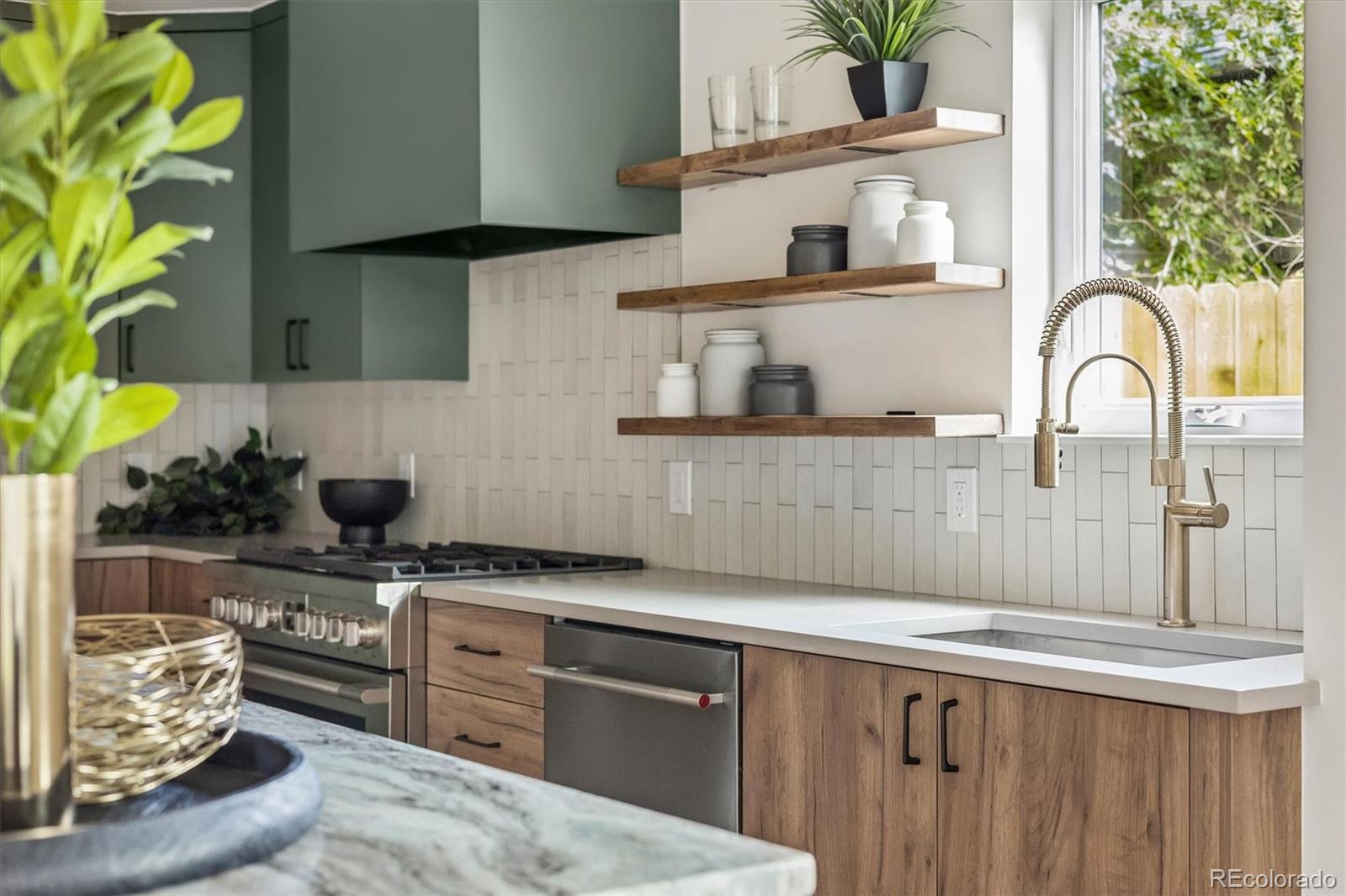 MLS Image #13 for 2365 s cherokee street ,denver, Colorado