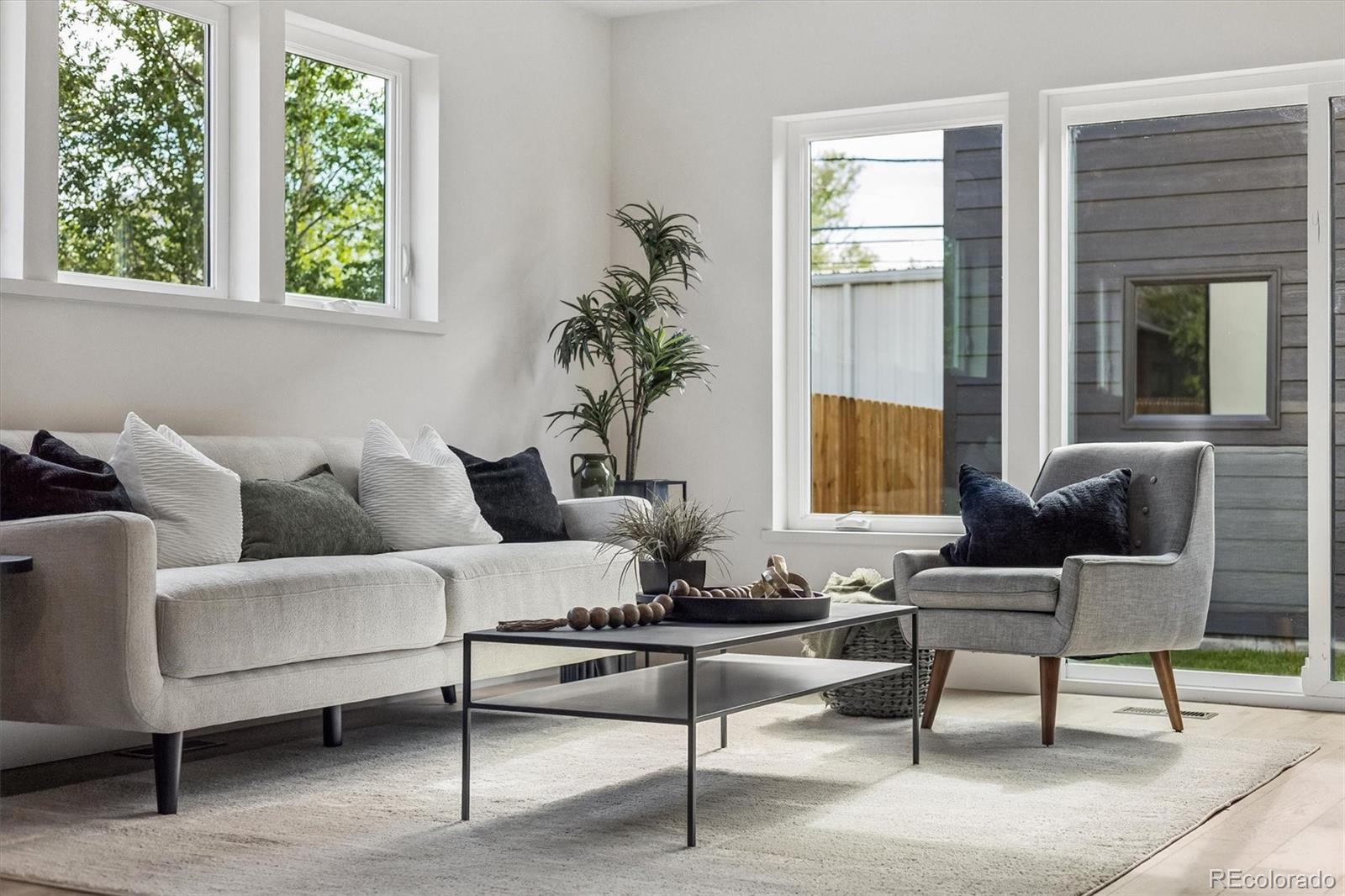 MLS Image #17 for 2365 s cherokee street ,denver, Colorado