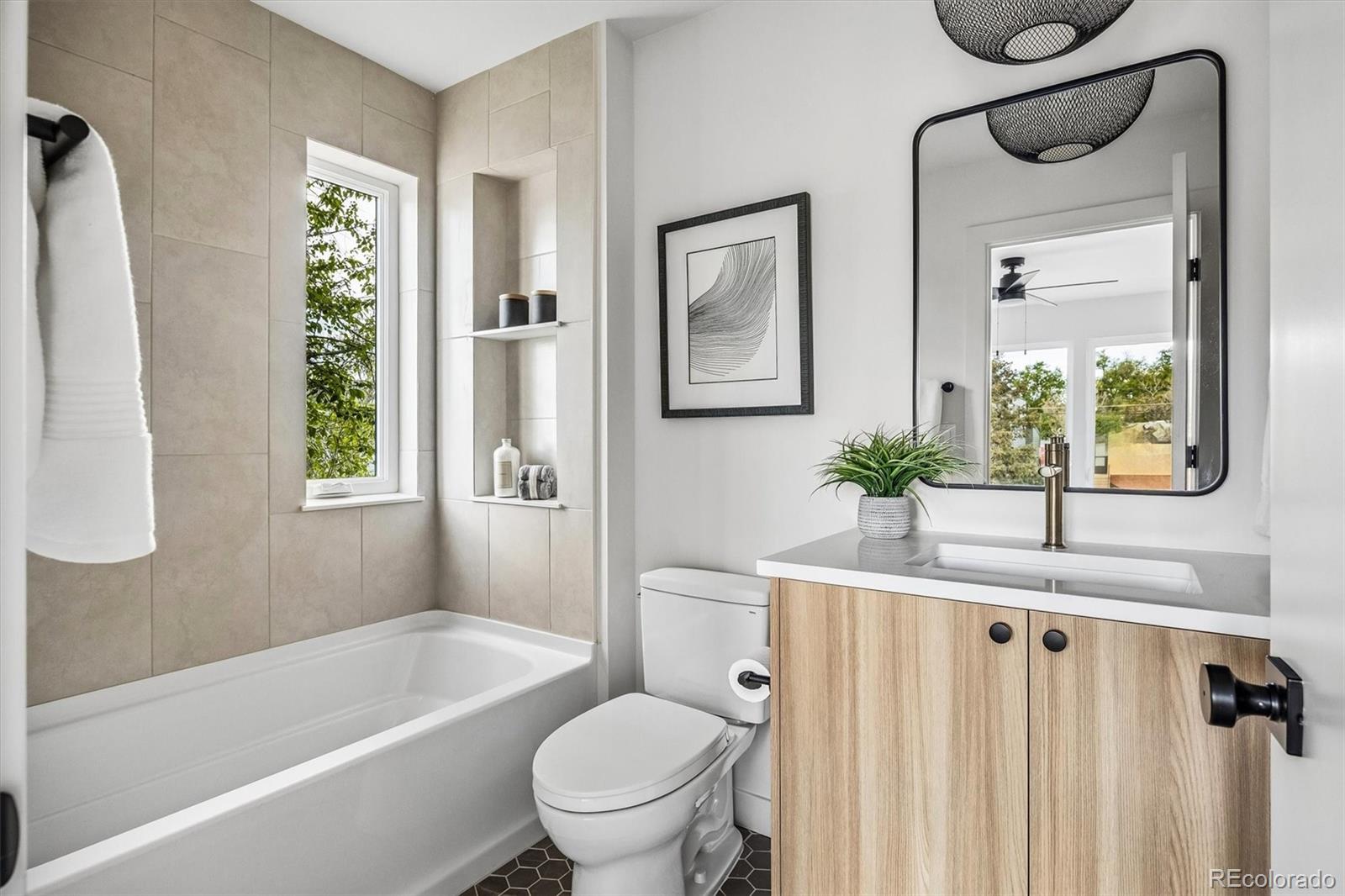 MLS Image #29 for 2365 s cherokee street ,denver, Colorado
