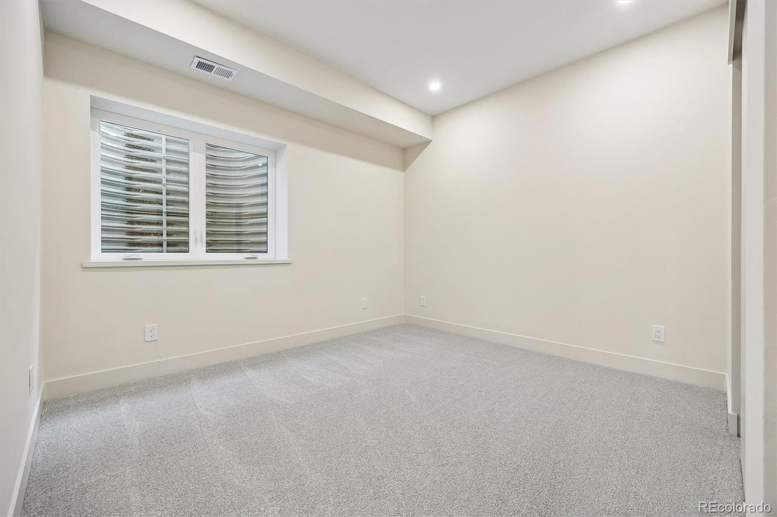 MLS Image #33 for 2365 s cherokee street ,denver, Colorado
