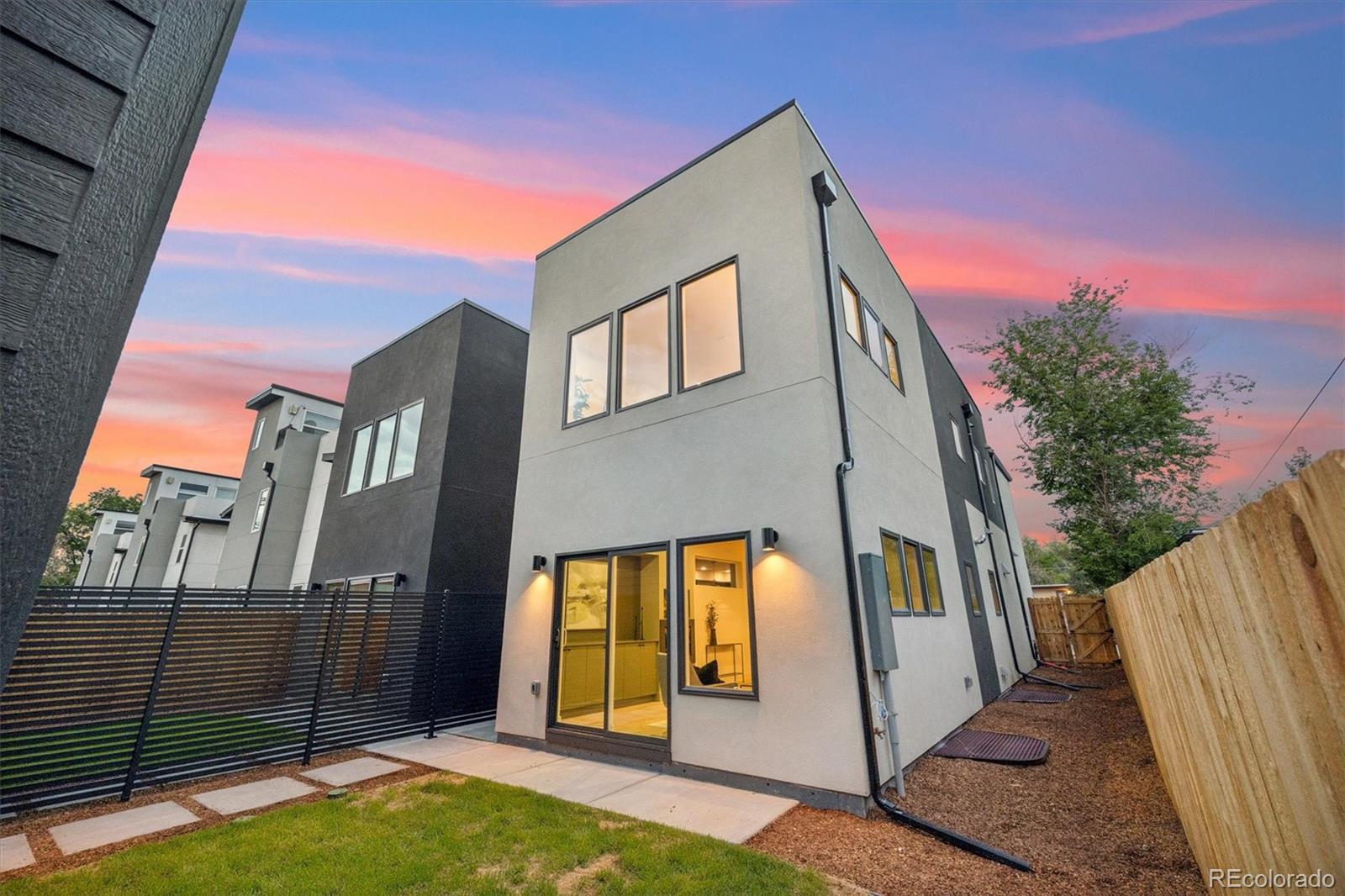 MLS Image #4 for 2365 s cherokee street ,denver, Colorado