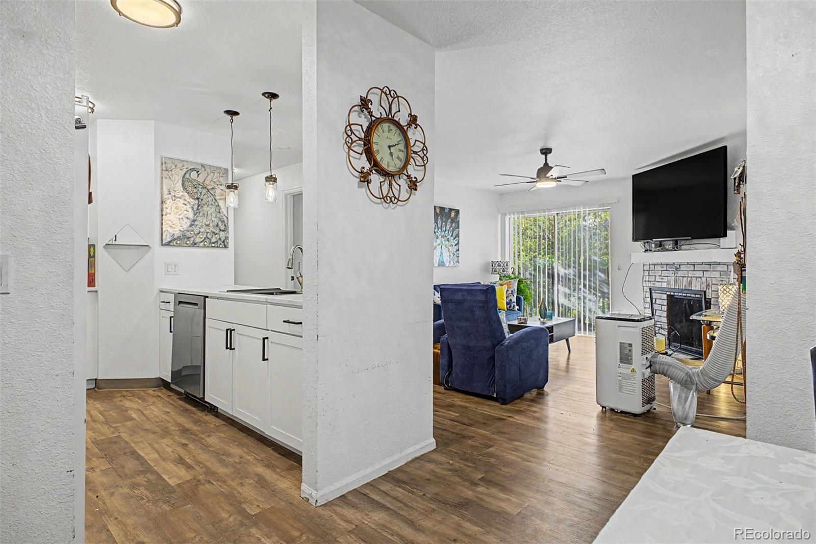 MLS Image #11 for 14806 e 2nd avenue,aurora, Colorado