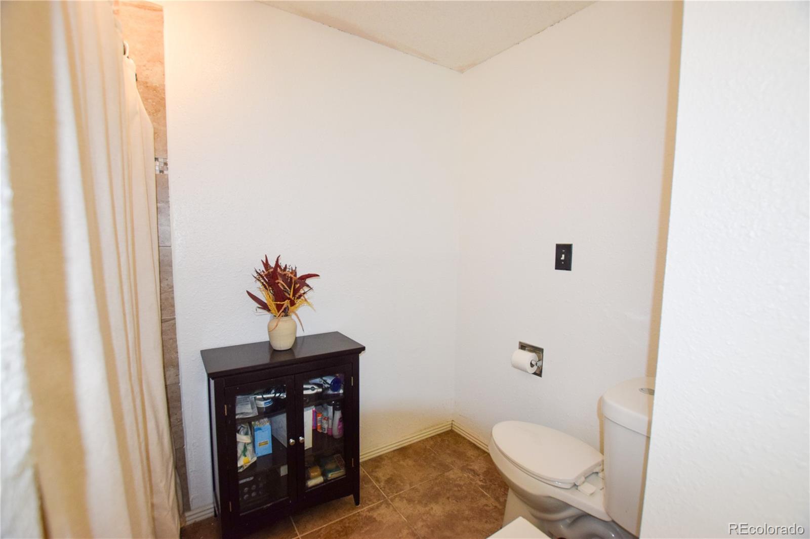 MLS Image #10 for 7755 e quincy avenue 107,denver, Colorado