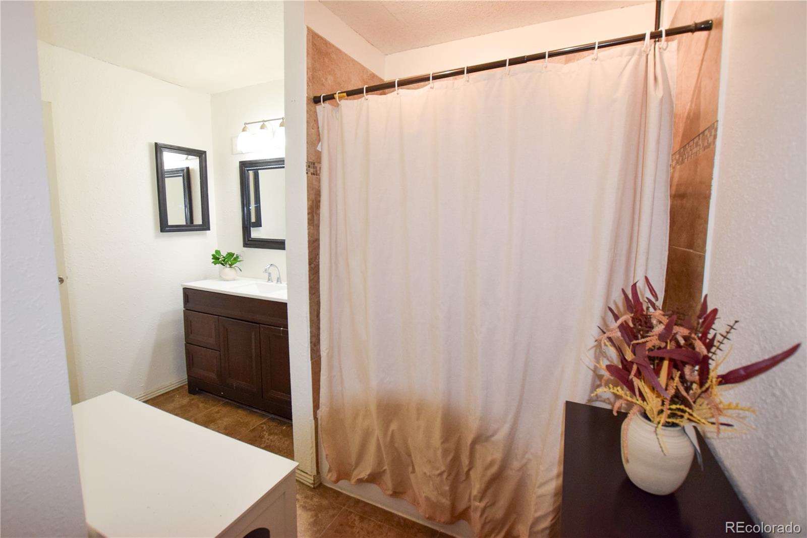 MLS Image #9 for 7755 e quincy avenue 107,denver, Colorado