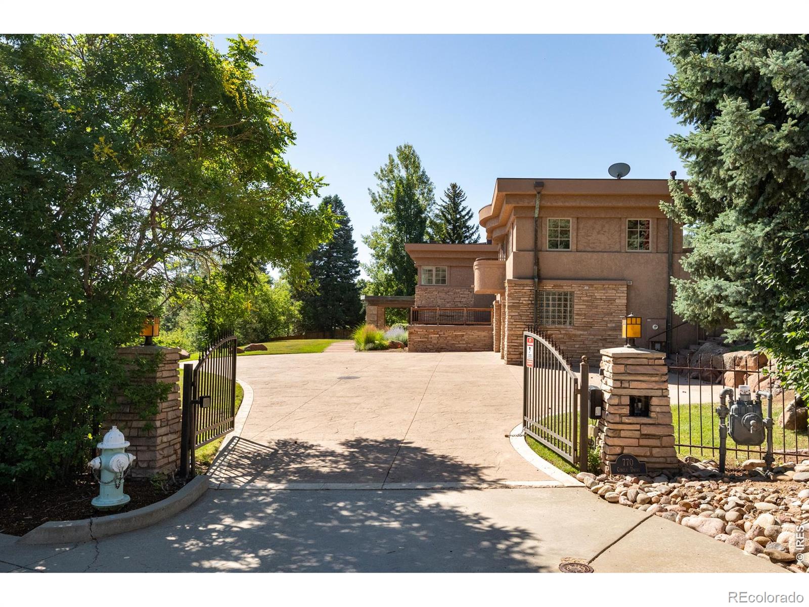 MLS Image #5 for 770  circle drive,boulder, Colorado
