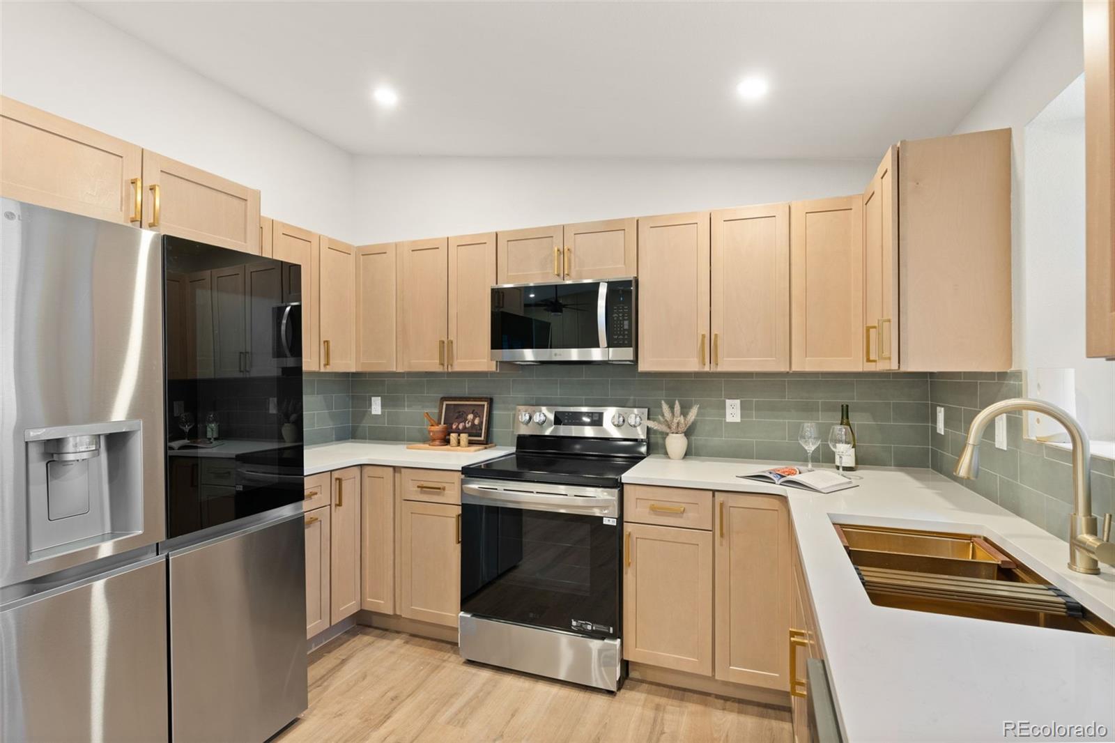 MLS Image #8 for 7290 w 33 rd avenue,wheat ridge, Colorado