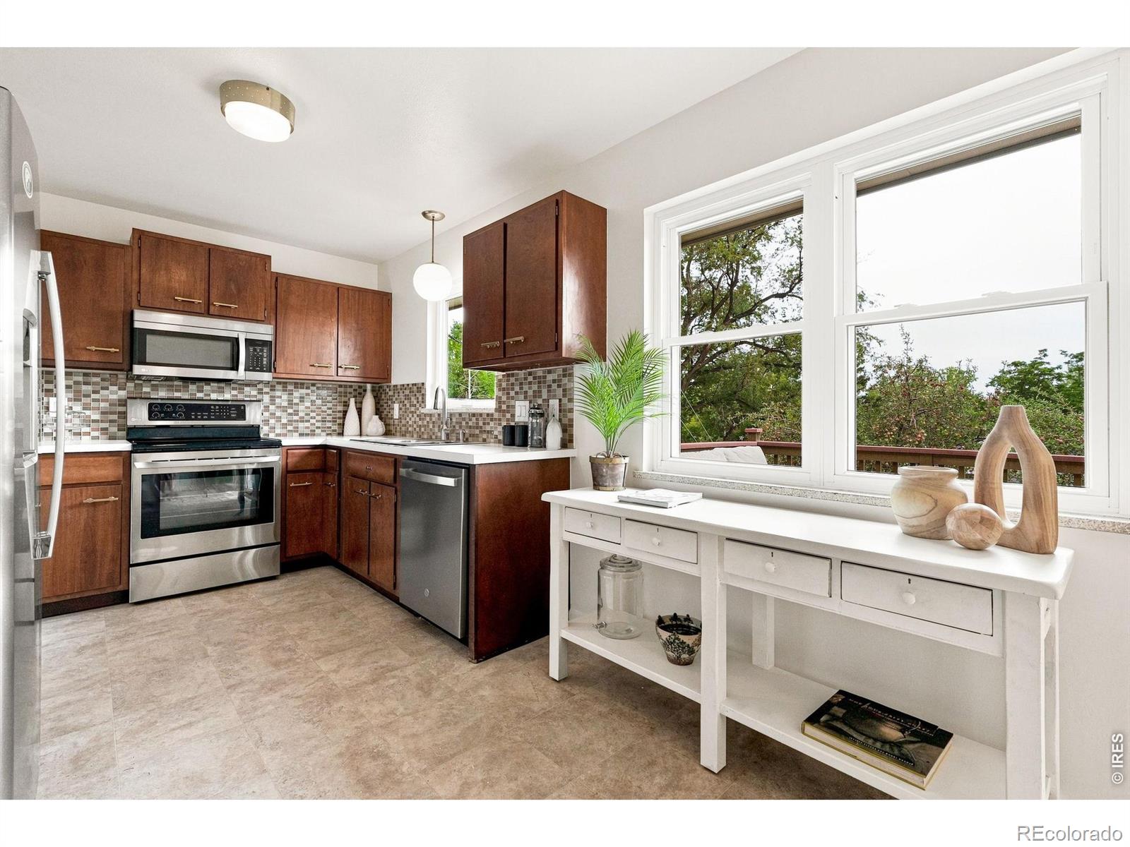 MLS Image #16 for 2295  hillsdale circle,boulder, Colorado