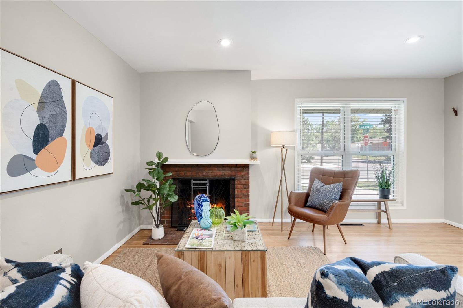 MLS Image #2 for 1495 s locust street,denver, Colorado