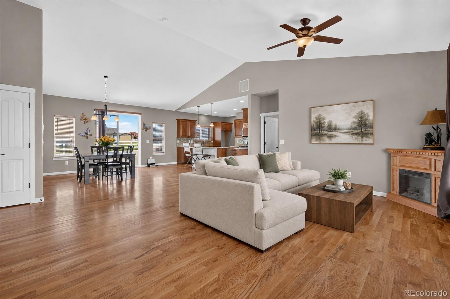 MLS Image #2 for 14545  barksdaly way,keenesburg, Colorado