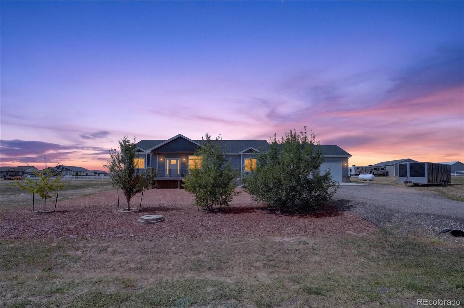 MLS Image #3 for 14545  barksdaly way,keenesburg, Colorado