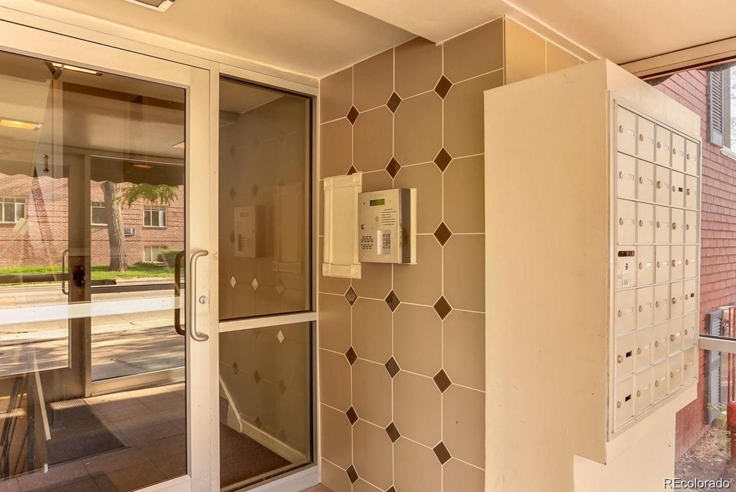 MLS Image #19 for 925 e 8 avenue,denver, Colorado