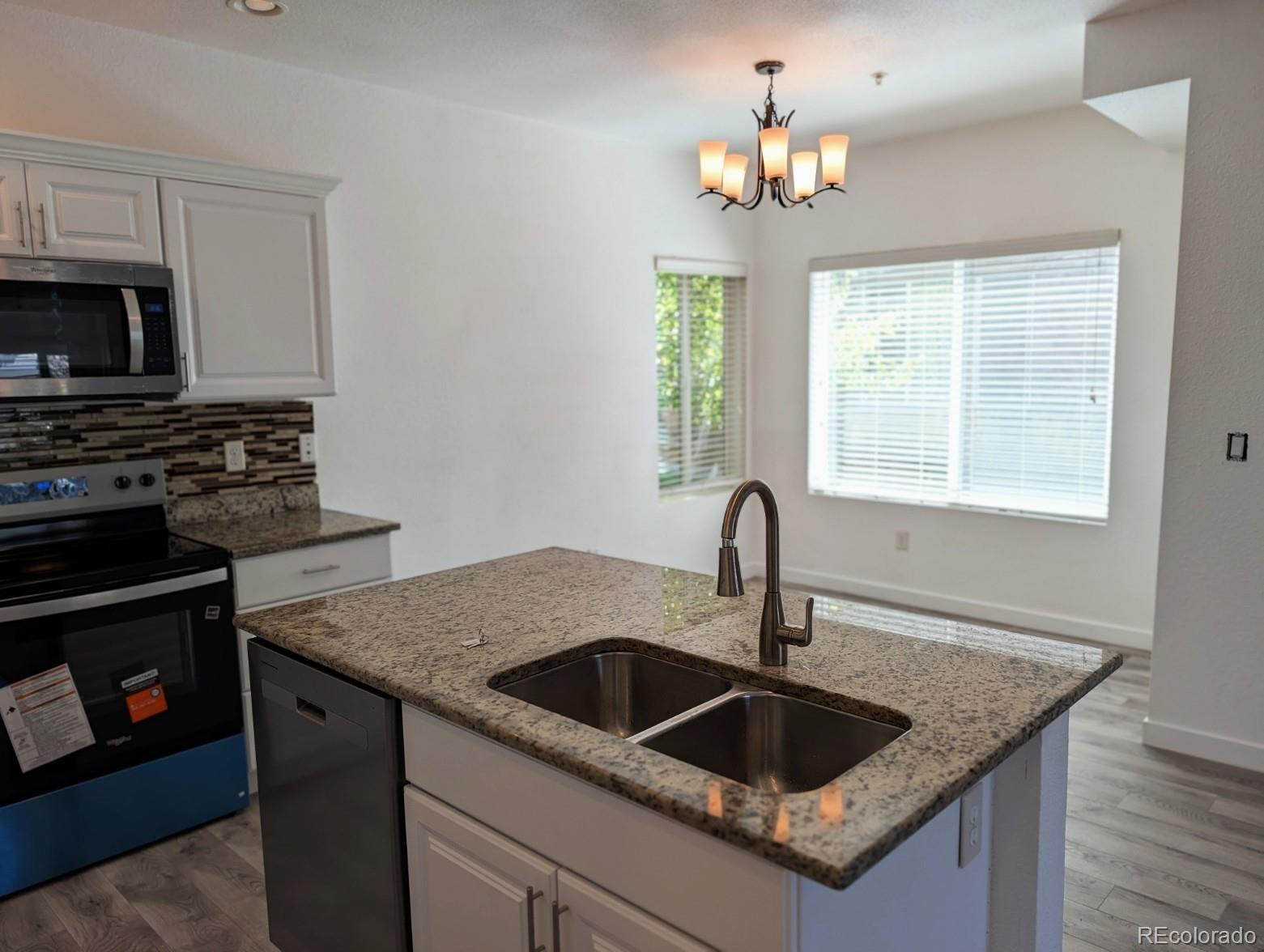 MLS Image #5 for 1614  granby way,aurora, Colorado