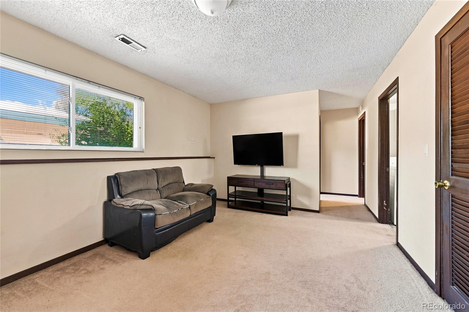 MLS Image #17 for 4640 s everett street,denver, Colorado