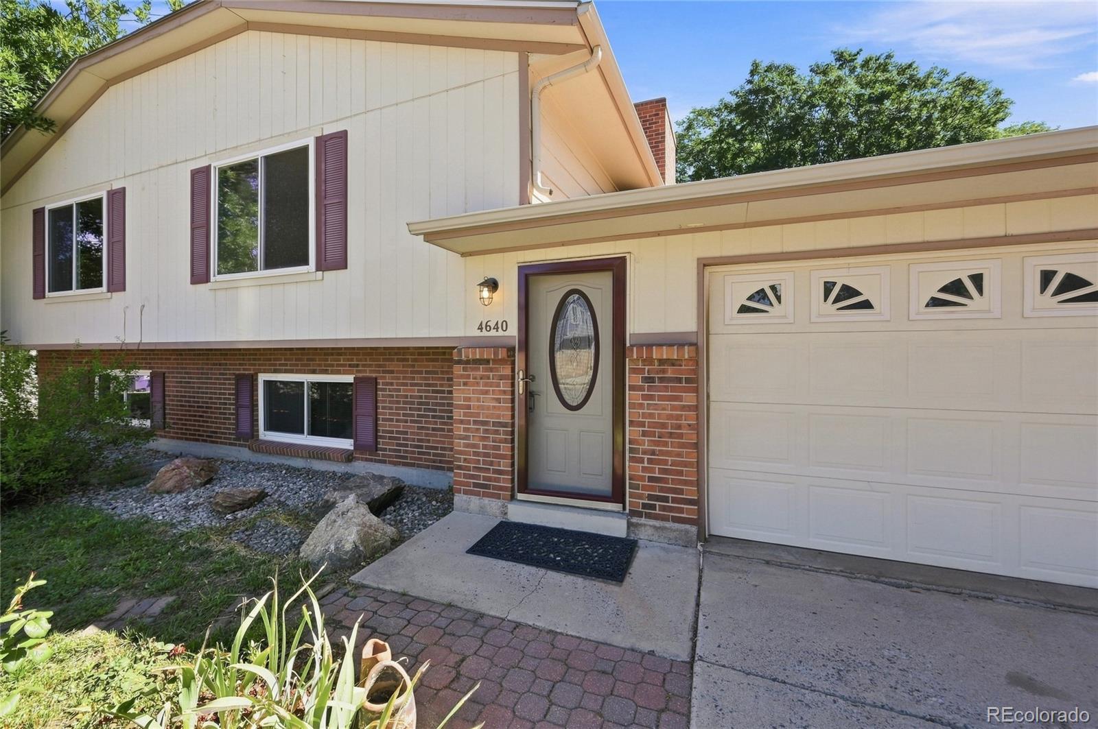MLS Image #3 for 4640 s everett street,denver, Colorado
