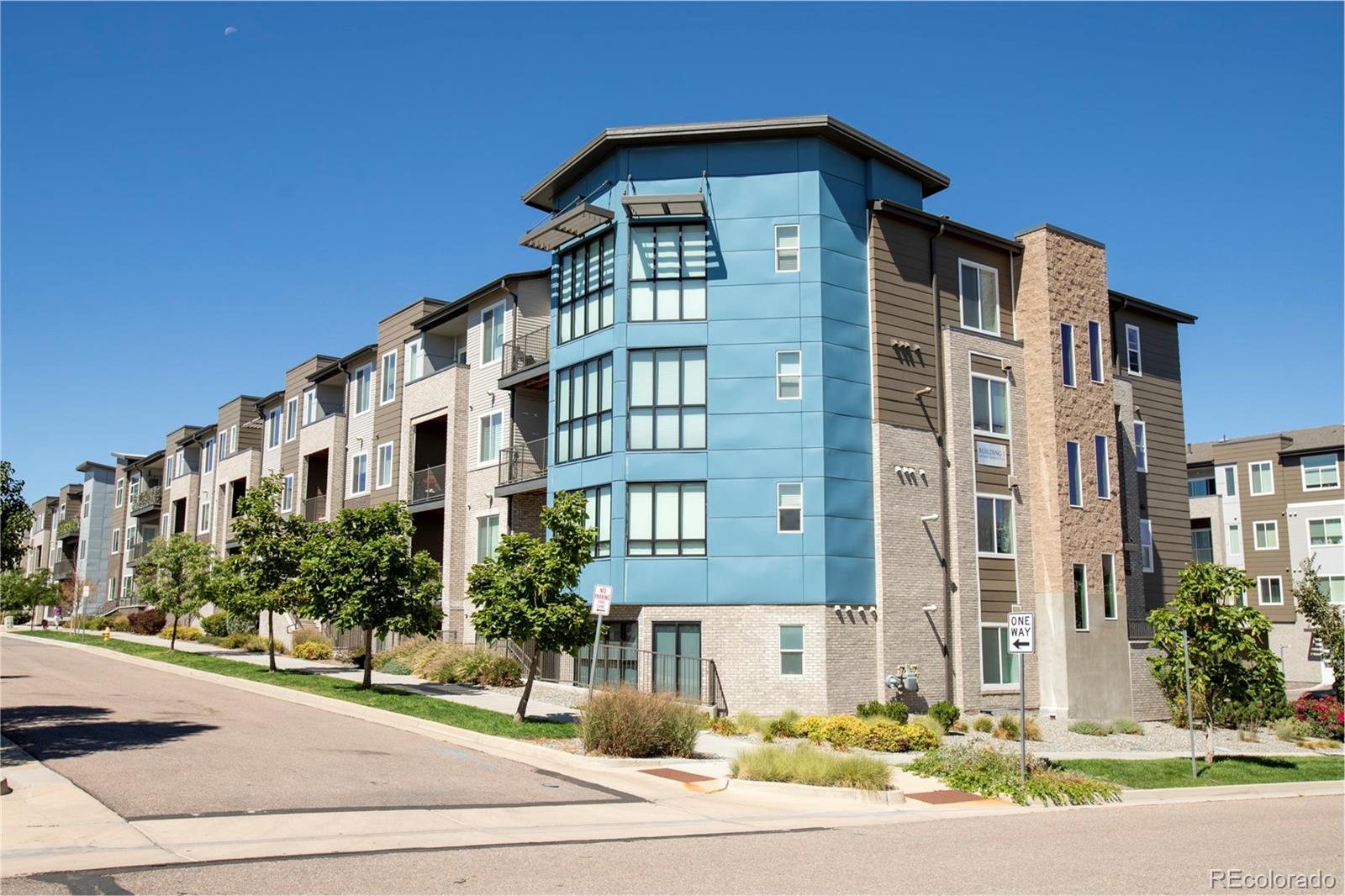 MLS Image #0 for 480 e fremont place,littleton, Colorado