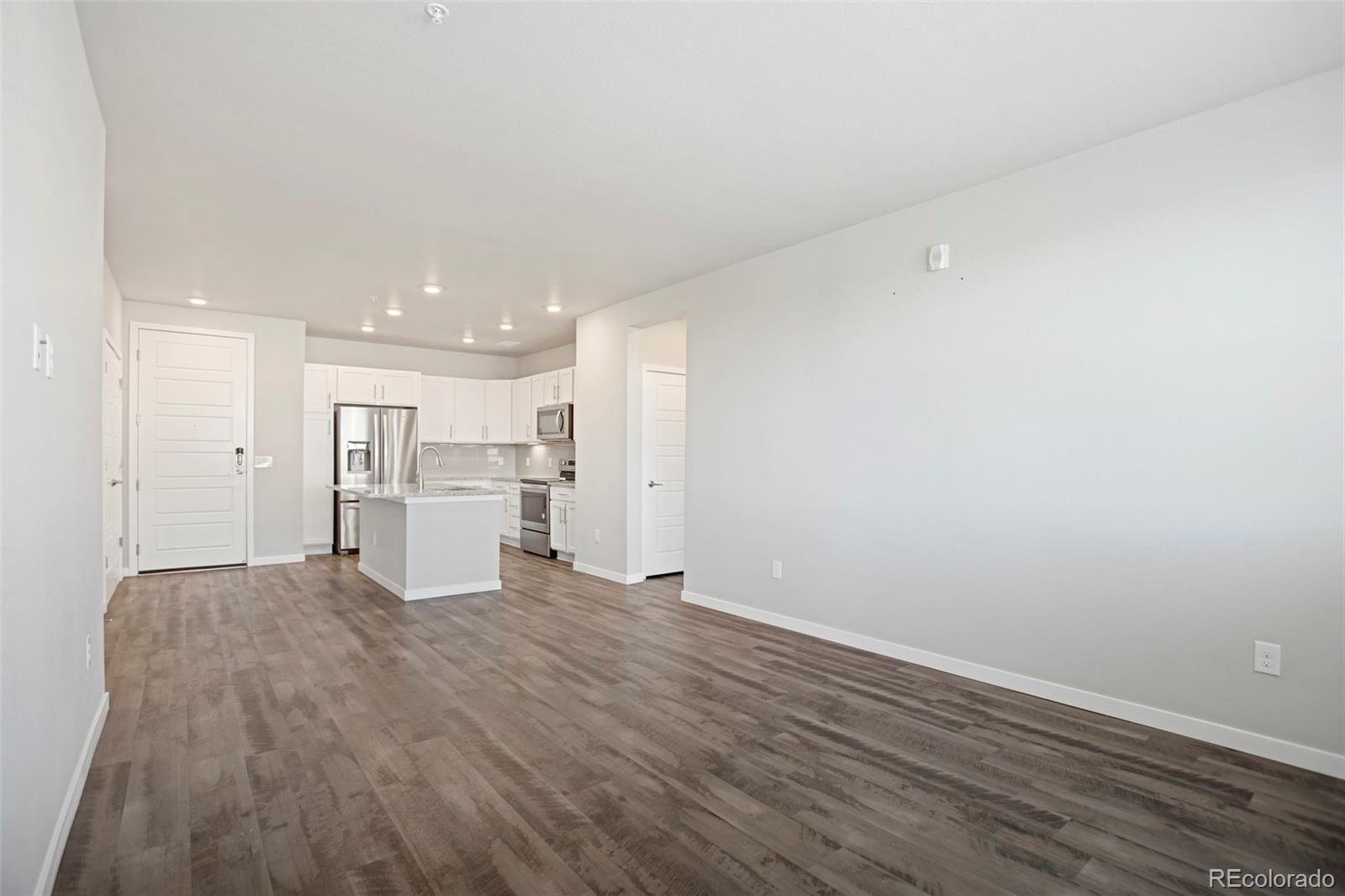 MLS Image #5 for 480 e fremont place,littleton, Colorado