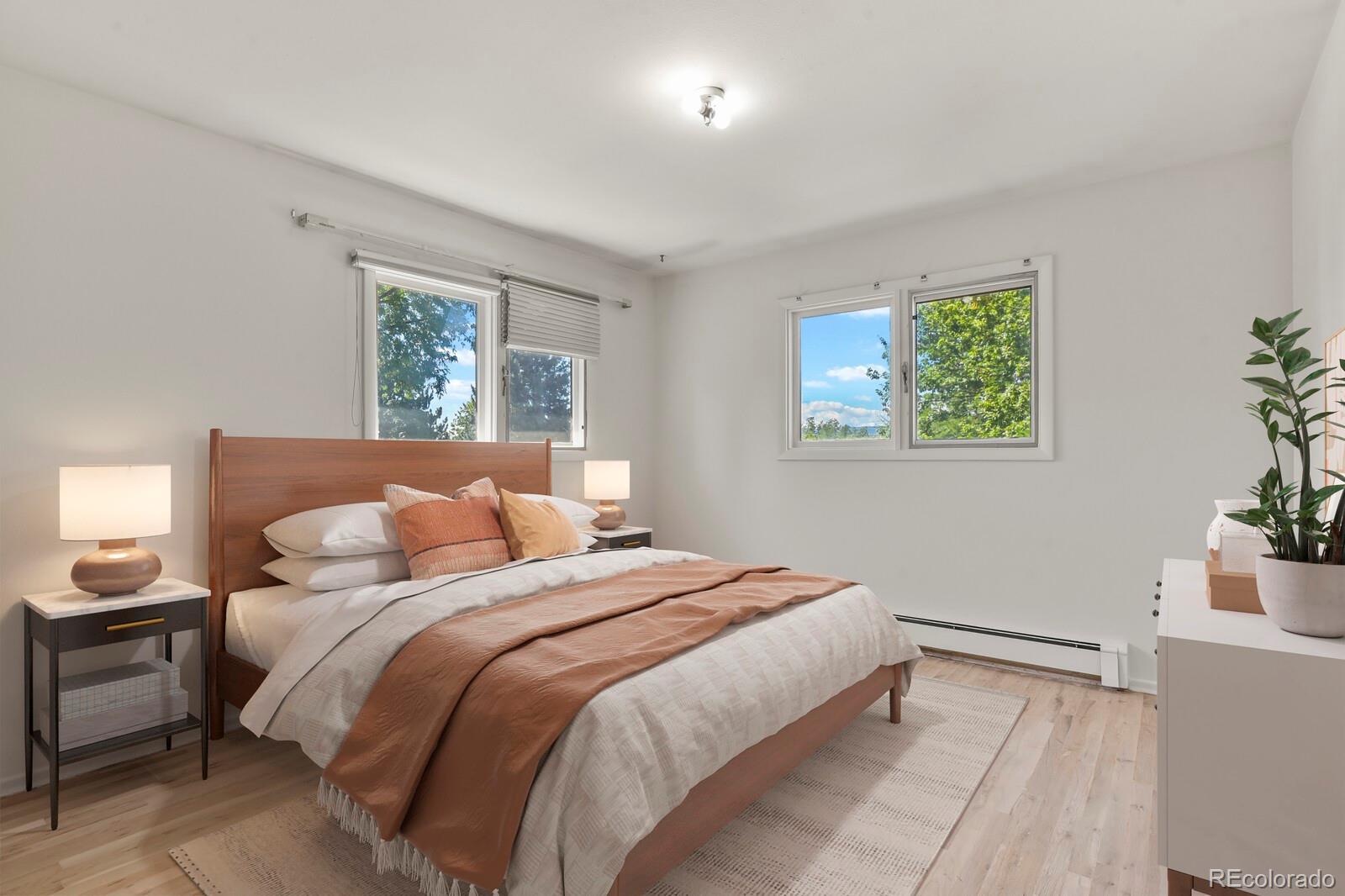 MLS Image #13 for 2850 s hobart way,denver, Colorado