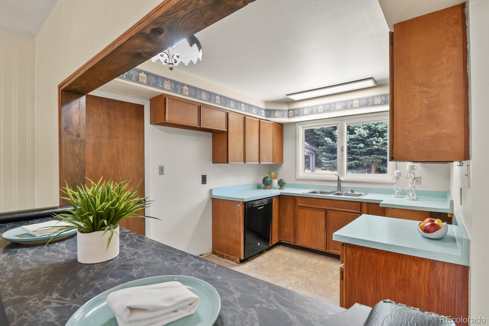 MLS Image #5 for 2850 s hobart way,denver, Colorado