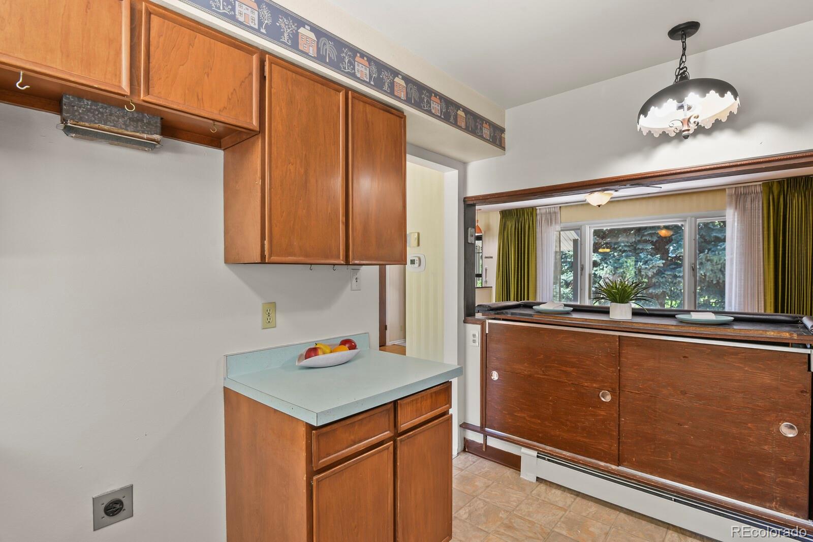 MLS Image #8 for 2850 s hobart way,denver, Colorado