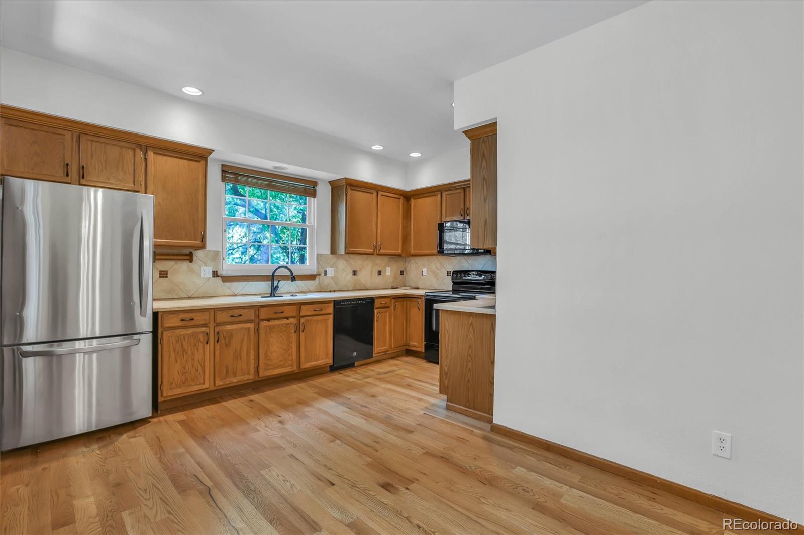 MLS Image #13 for 3006 w long drive,littleton, Colorado
