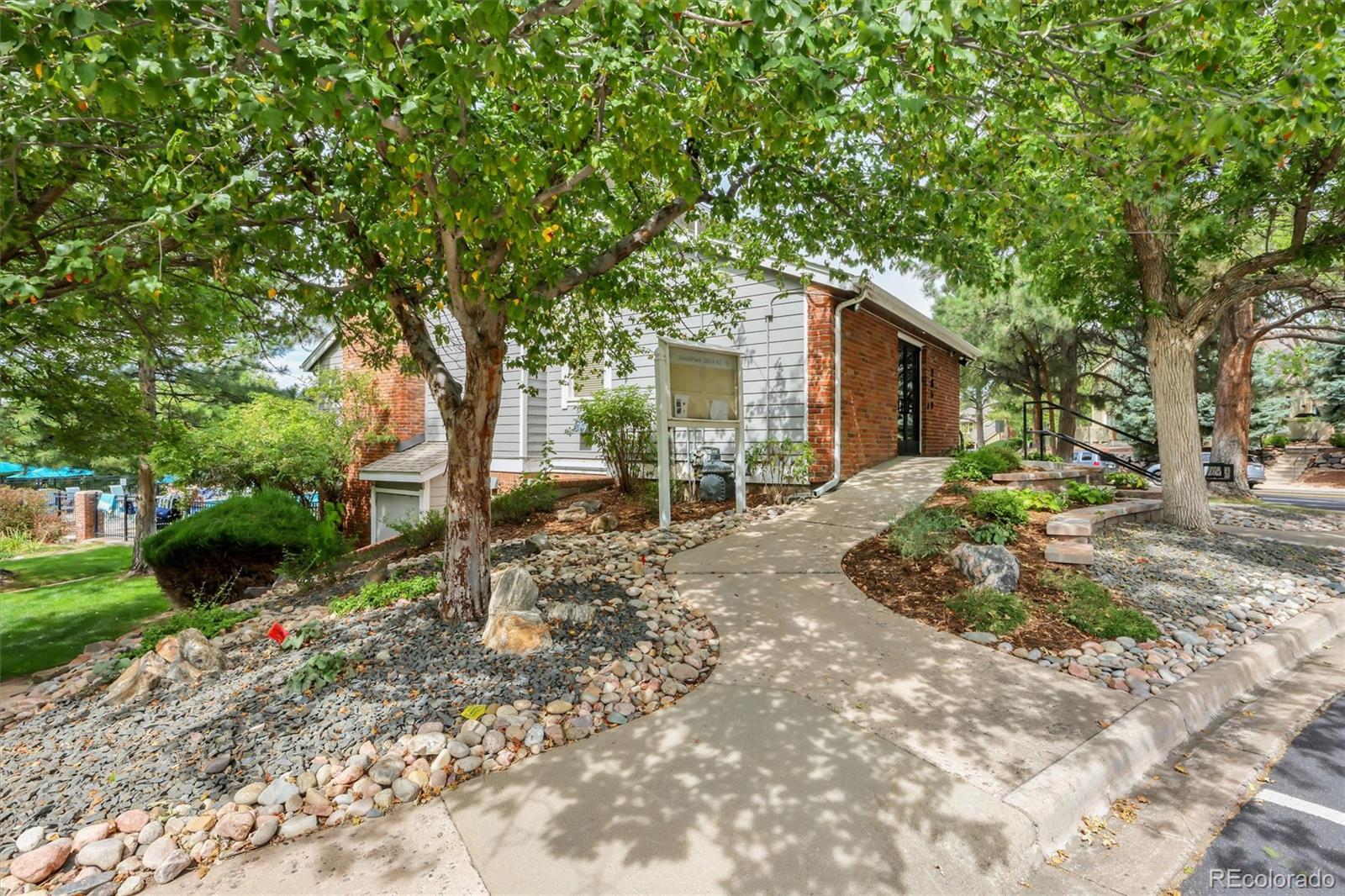 MLS Image #28 for 3006 w long drive,littleton, Colorado