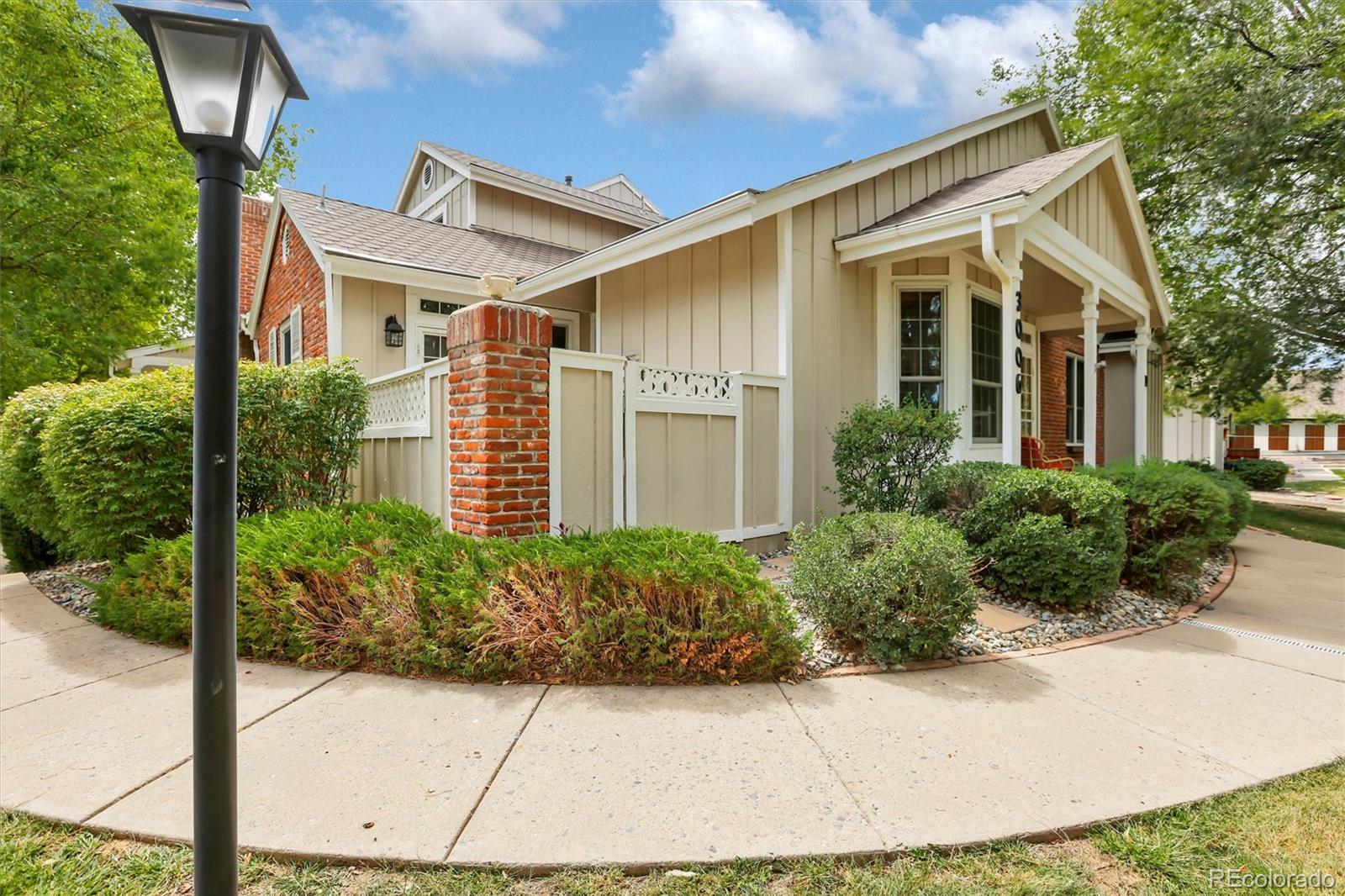 MLS Image #4 for 3006 w long drive,littleton, Colorado