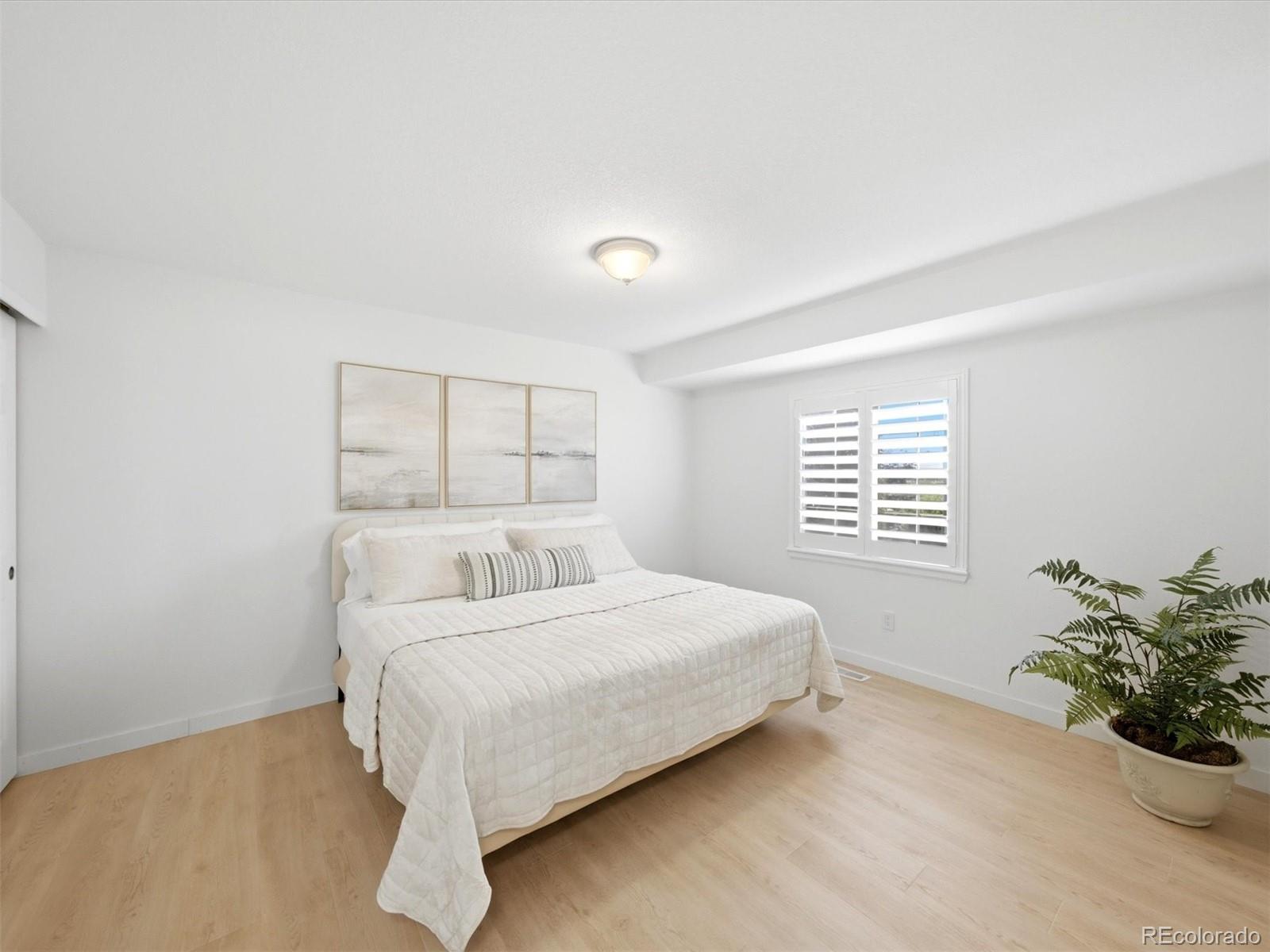 MLS Image #11 for 8522 s upham way,littleton, Colorado