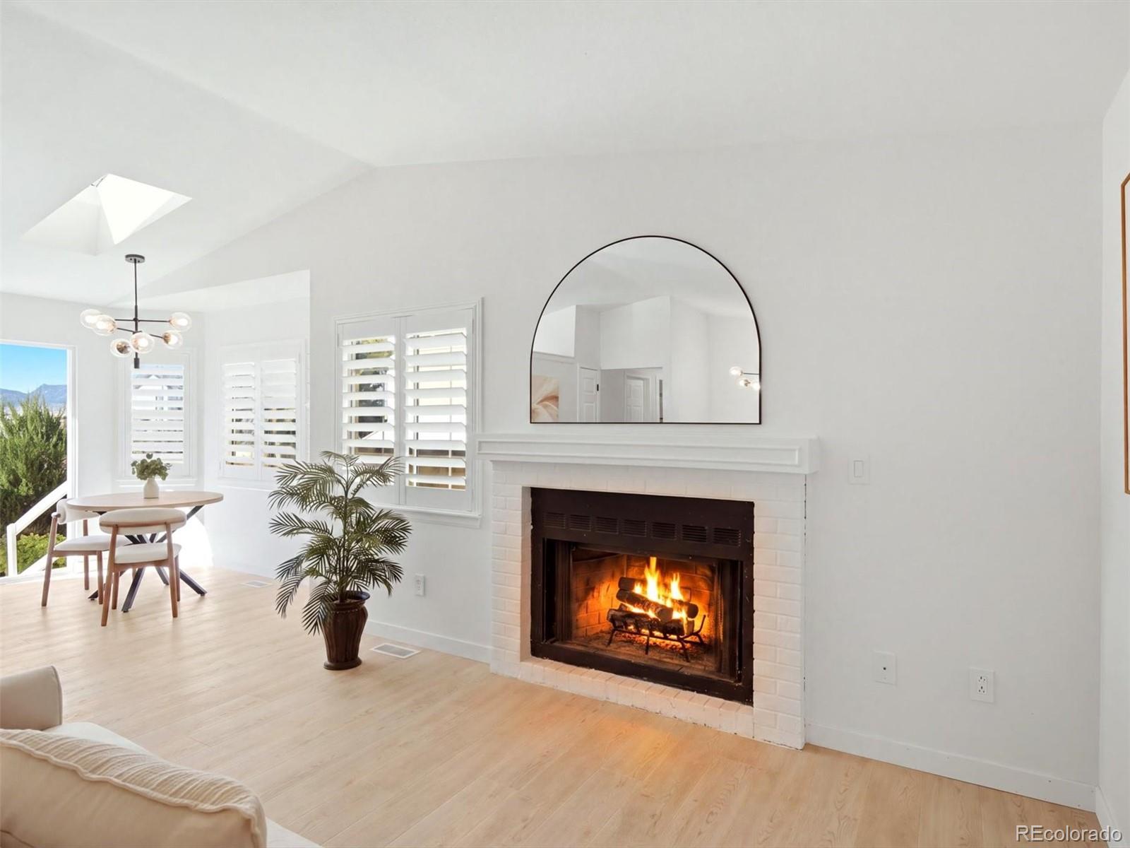 MLS Image #3 for 8522 s upham way,littleton, Colorado