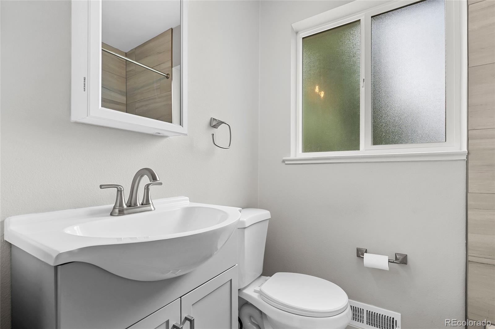 MLS Image #22 for 5060 w vassar avenue,denver, Colorado