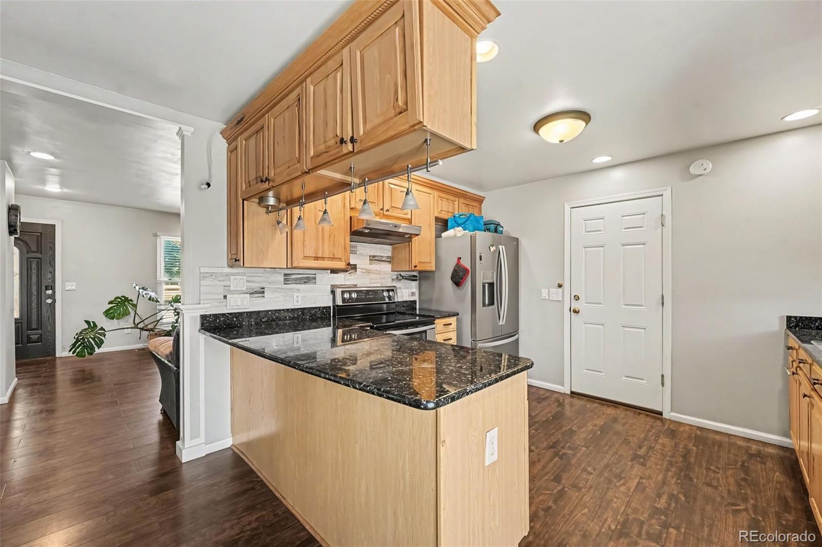 MLS Image #11 for 17996 e bails place,aurora, Colorado
