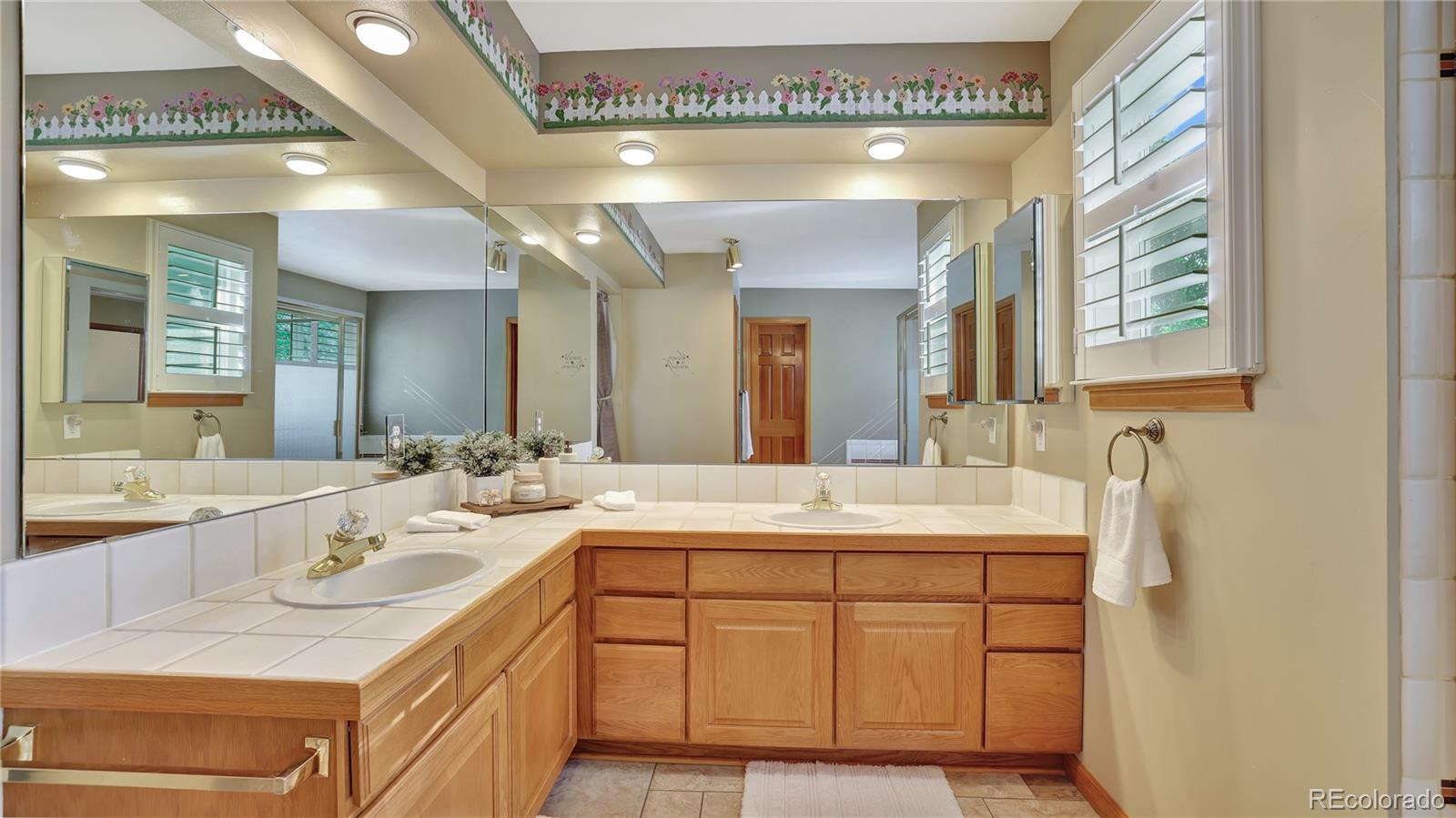 MLS Image #16 for 14199 w amherst avenue,lakewood, Colorado
