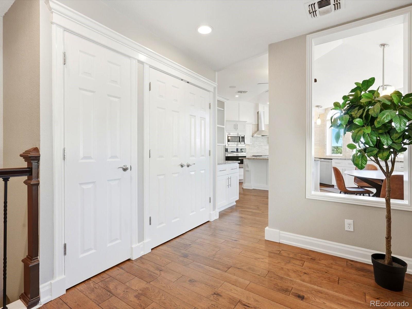 MLS Image #5 for 57 e oak hills drive,castle rock, Colorado