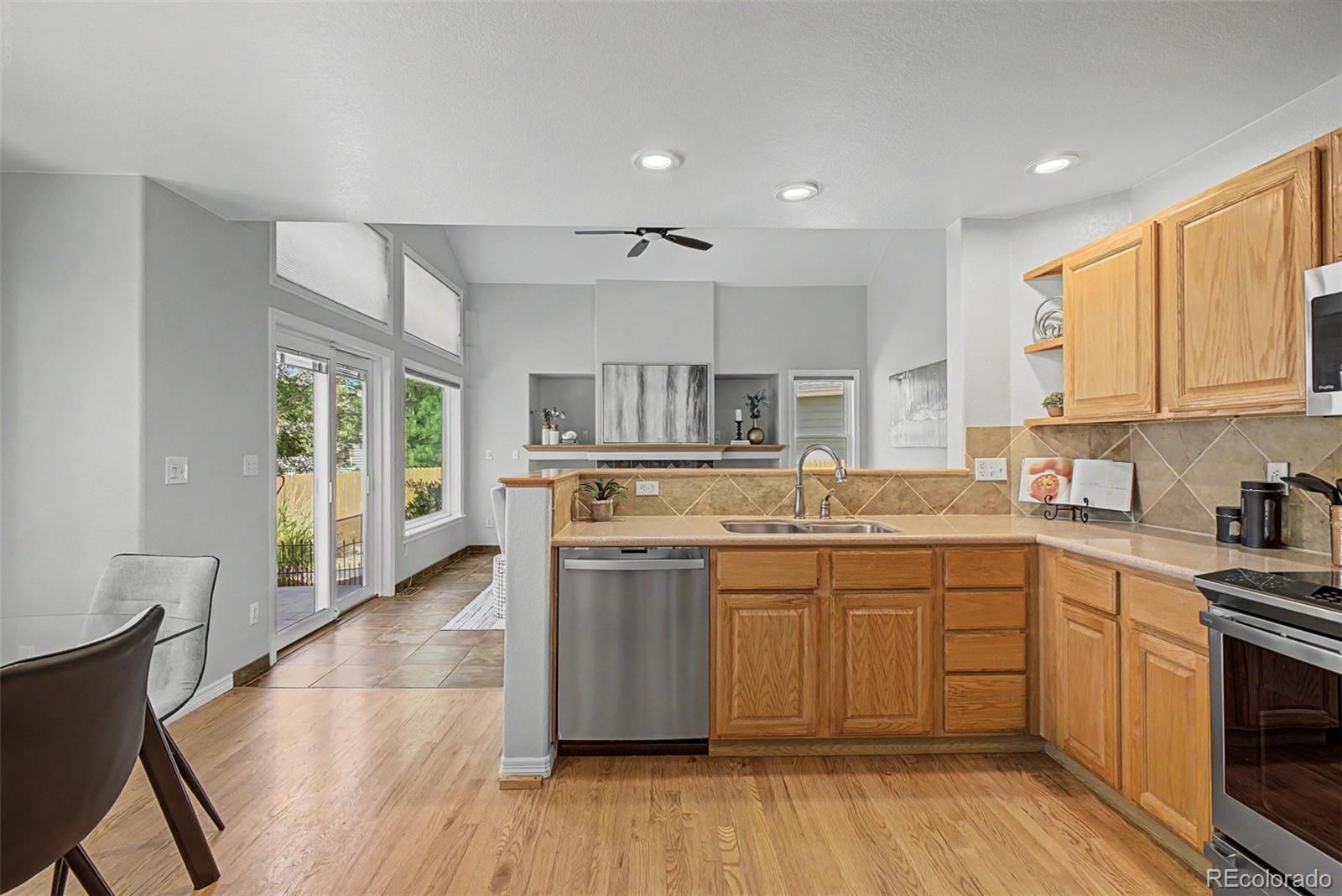 MLS Image #9 for 8553 w 94th avenue,broomfield, Colorado