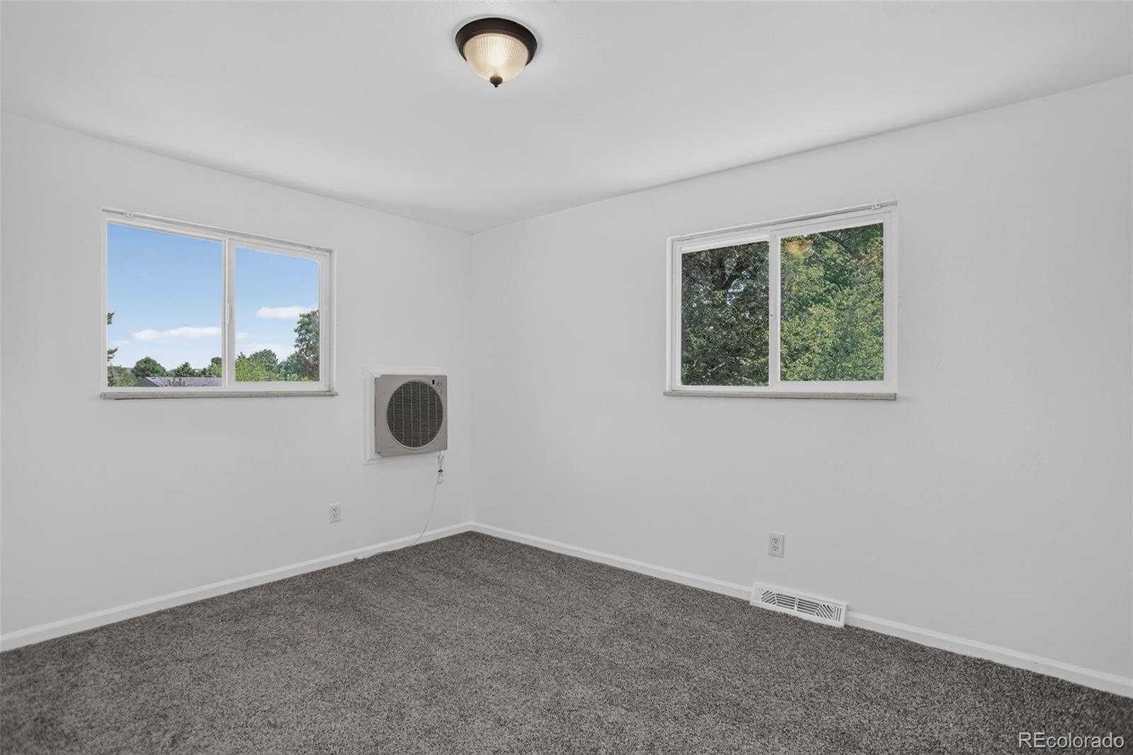 MLS Image #27 for 13789  omega circle,lone tree, Colorado
