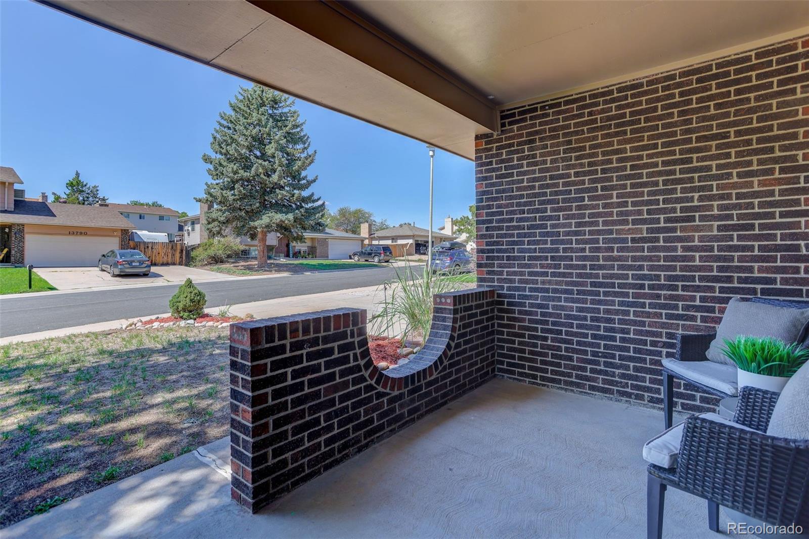 MLS Image #3 for 13789  omega circle,lone tree, Colorado