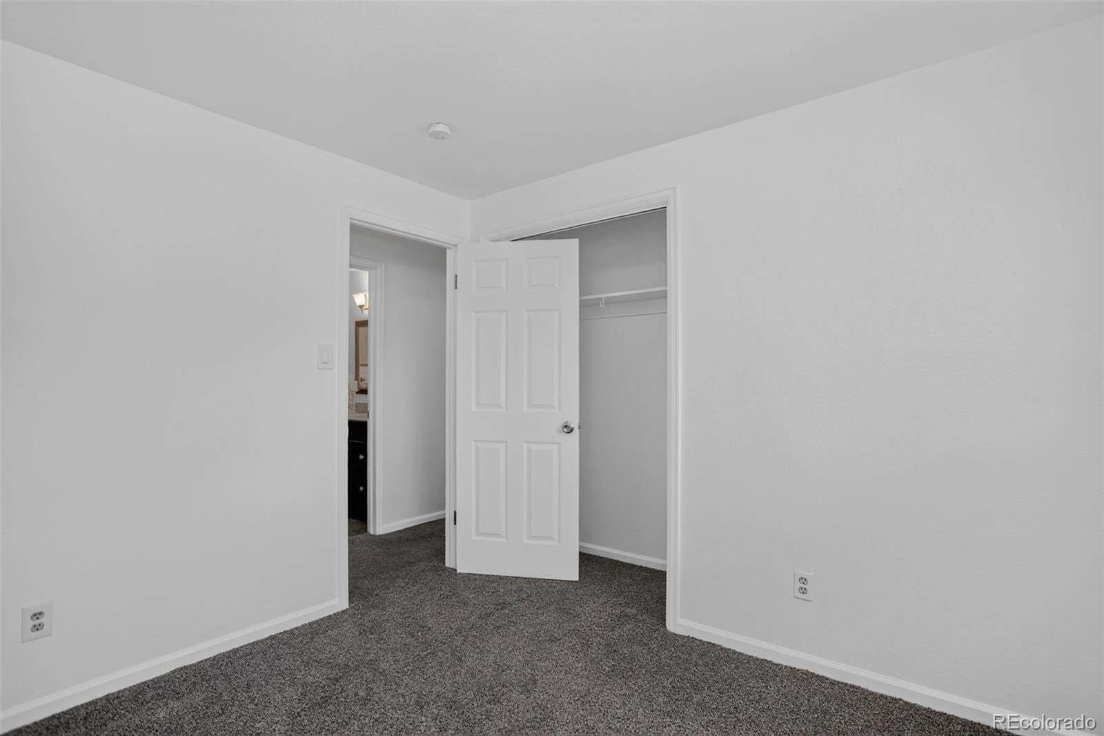 MLS Image #30 for 13789  omega circle,lone tree, Colorado