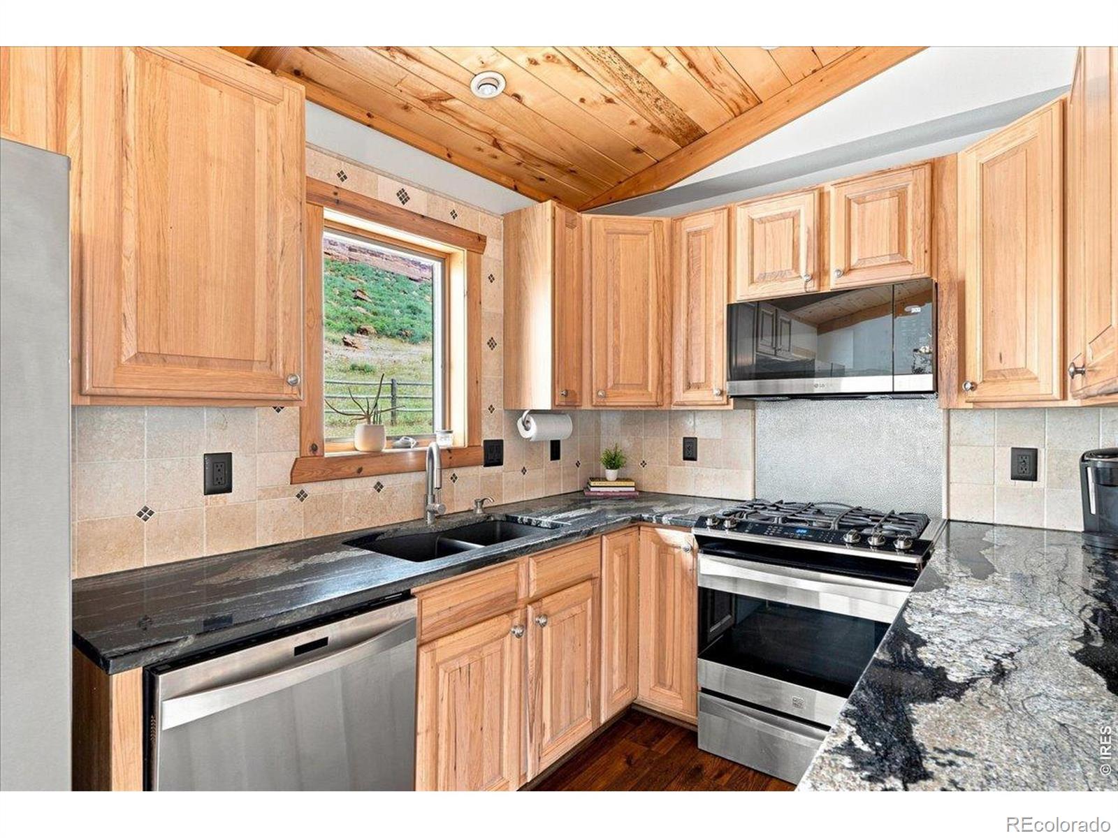 MLS Image #18 for 3504  minuteman drive,fort collins, Colorado