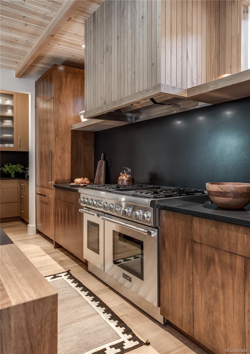 MLS Image #9 for 550  fillmore street,denver, Colorado