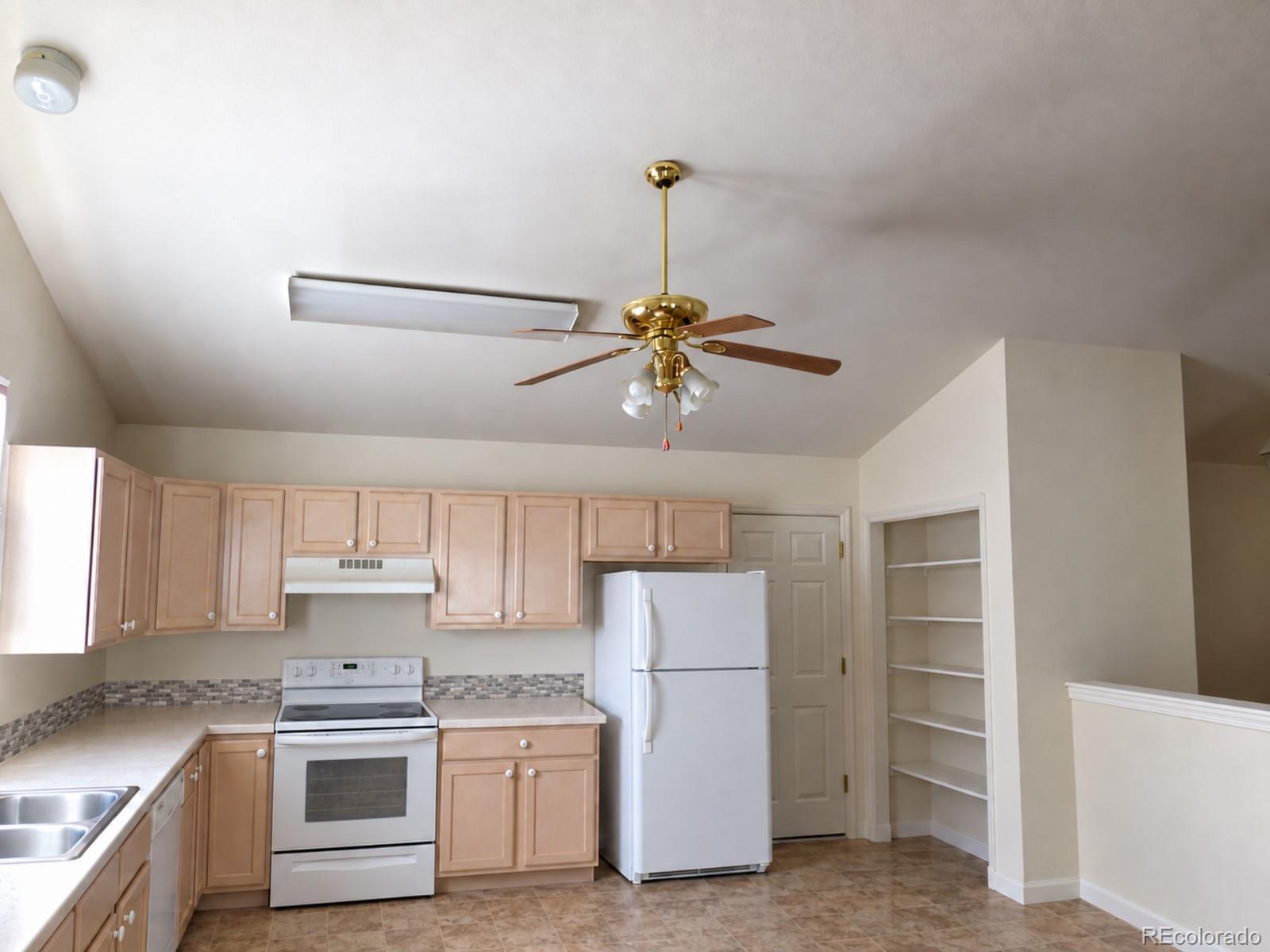 MLS Image #10 for 467 w 116th place,northglenn, Colorado