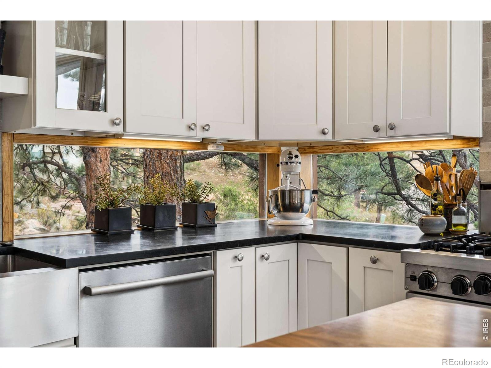 MLS Image #14 for 2626  crestridge court,boulder, Colorado
