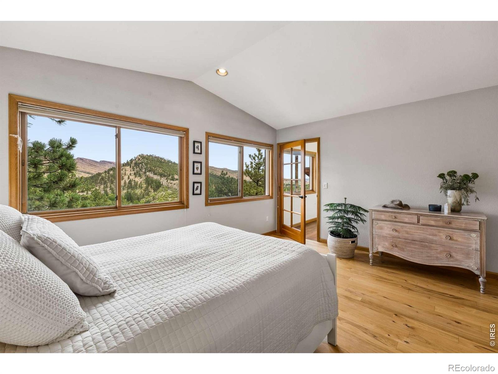 MLS Image #18 for 2626  crestridge court,boulder, Colorado