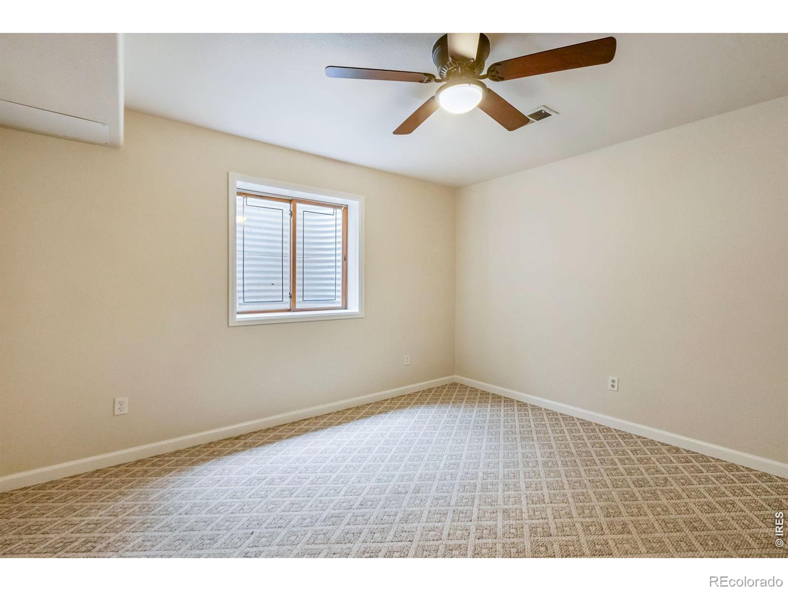 MLS Image #11 for 2010  46th avenue,greeley, Colorado