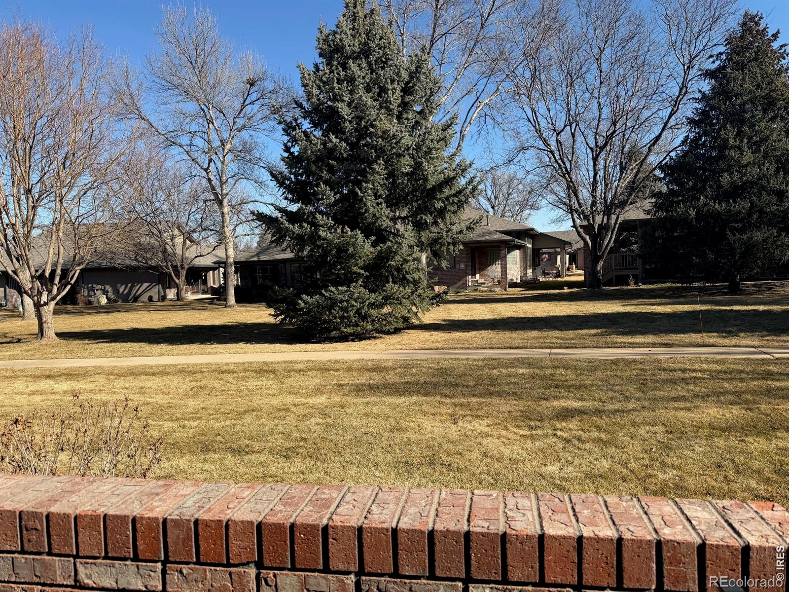 MLS Image #14 for 2010  46th avenue,greeley, Colorado