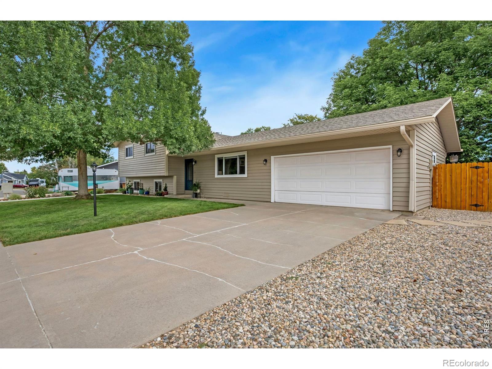MLS Image #3 for 1554  melissa drive,loveland, Colorado