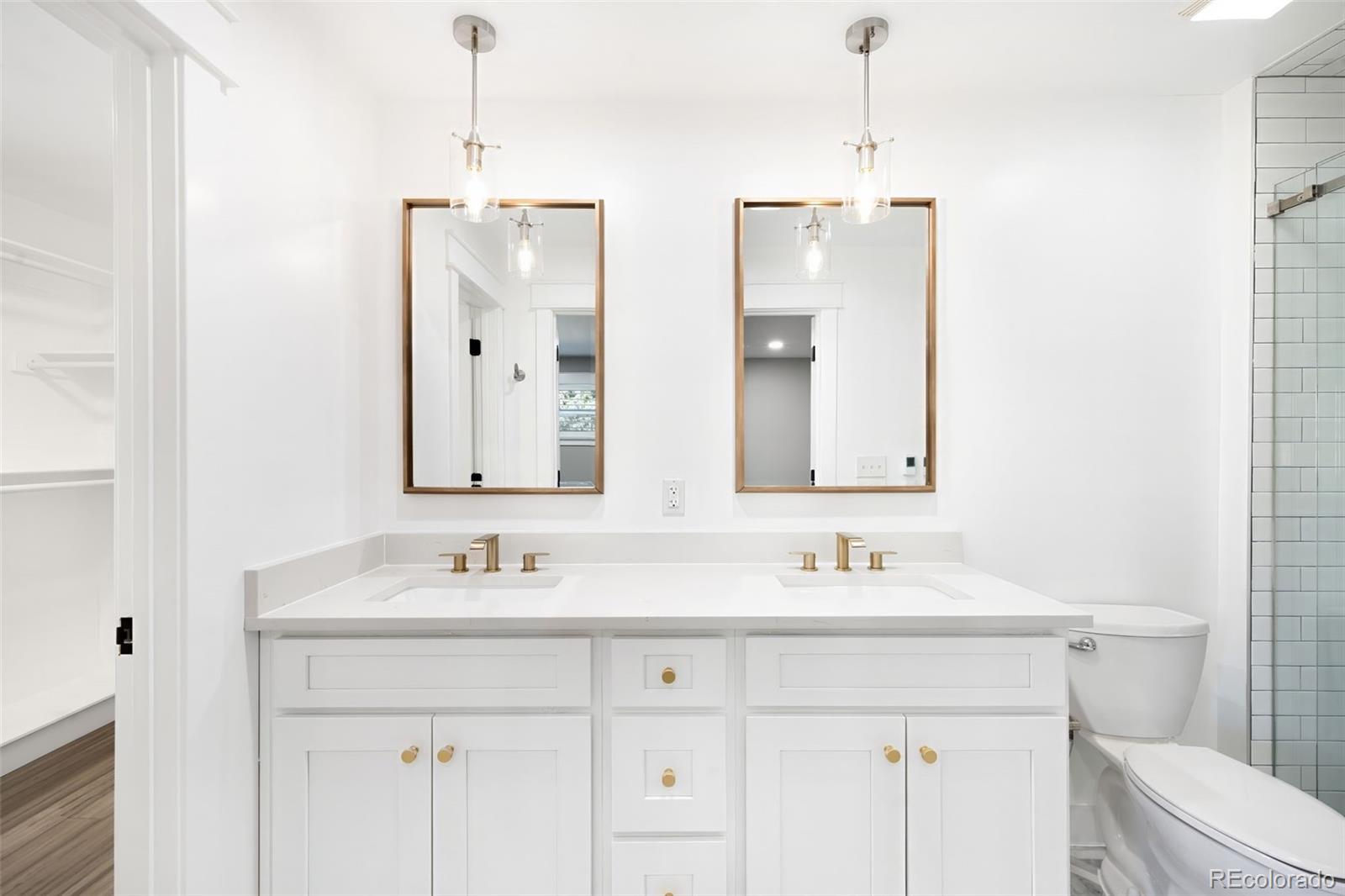MLS Image #32 for 4015 s olive street,denver, Colorado