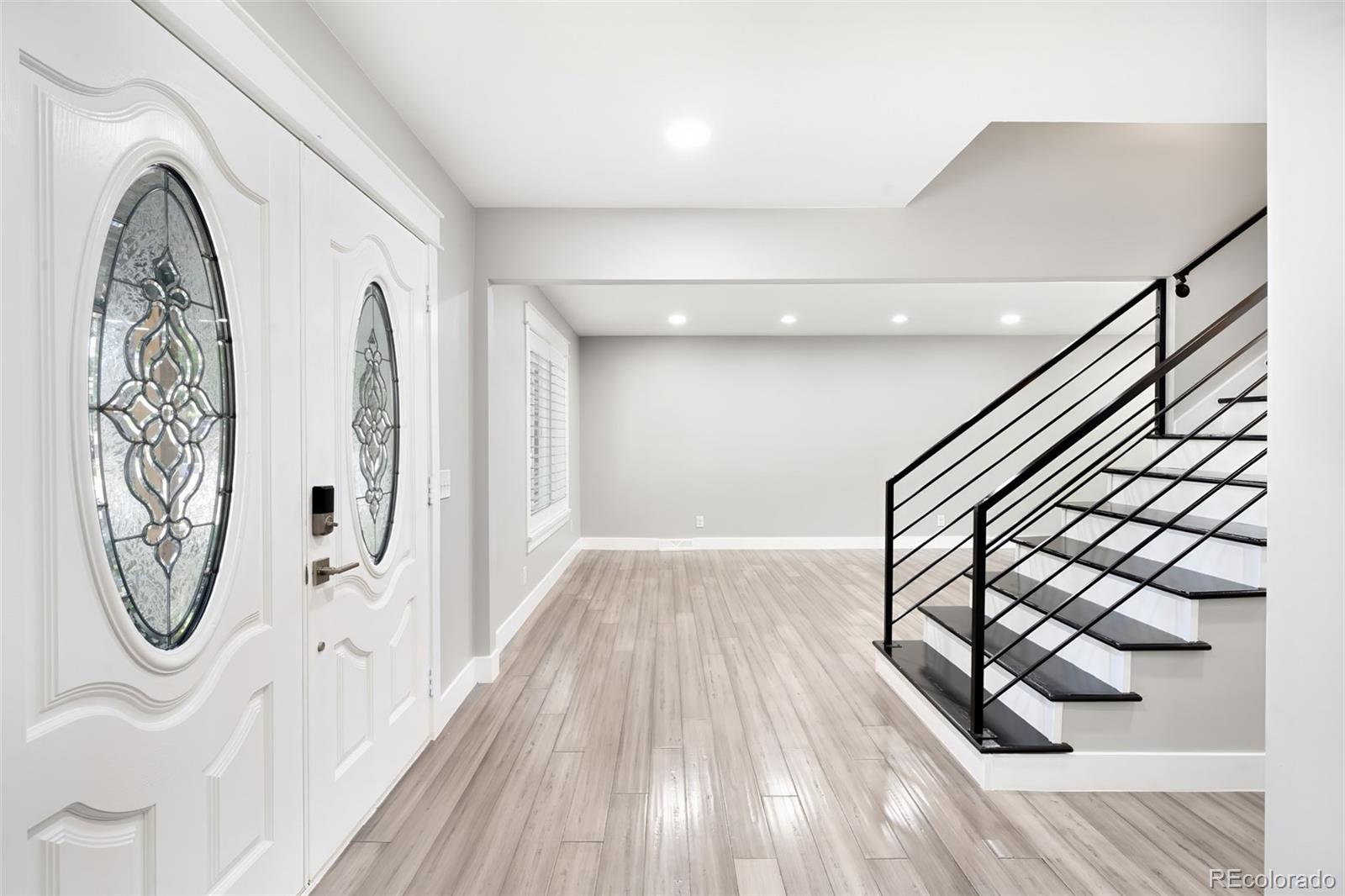 MLS Image #5 for 4015 s olive street,denver, Colorado