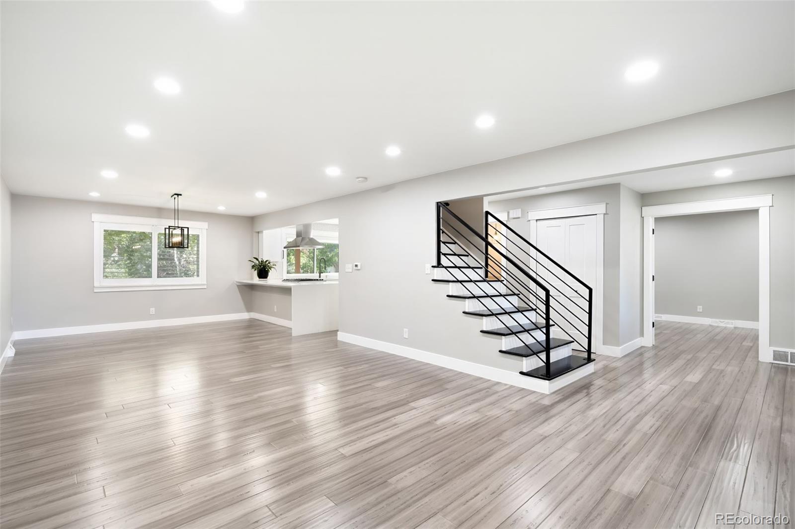 MLS Image #9 for 4015 s olive street,denver, Colorado