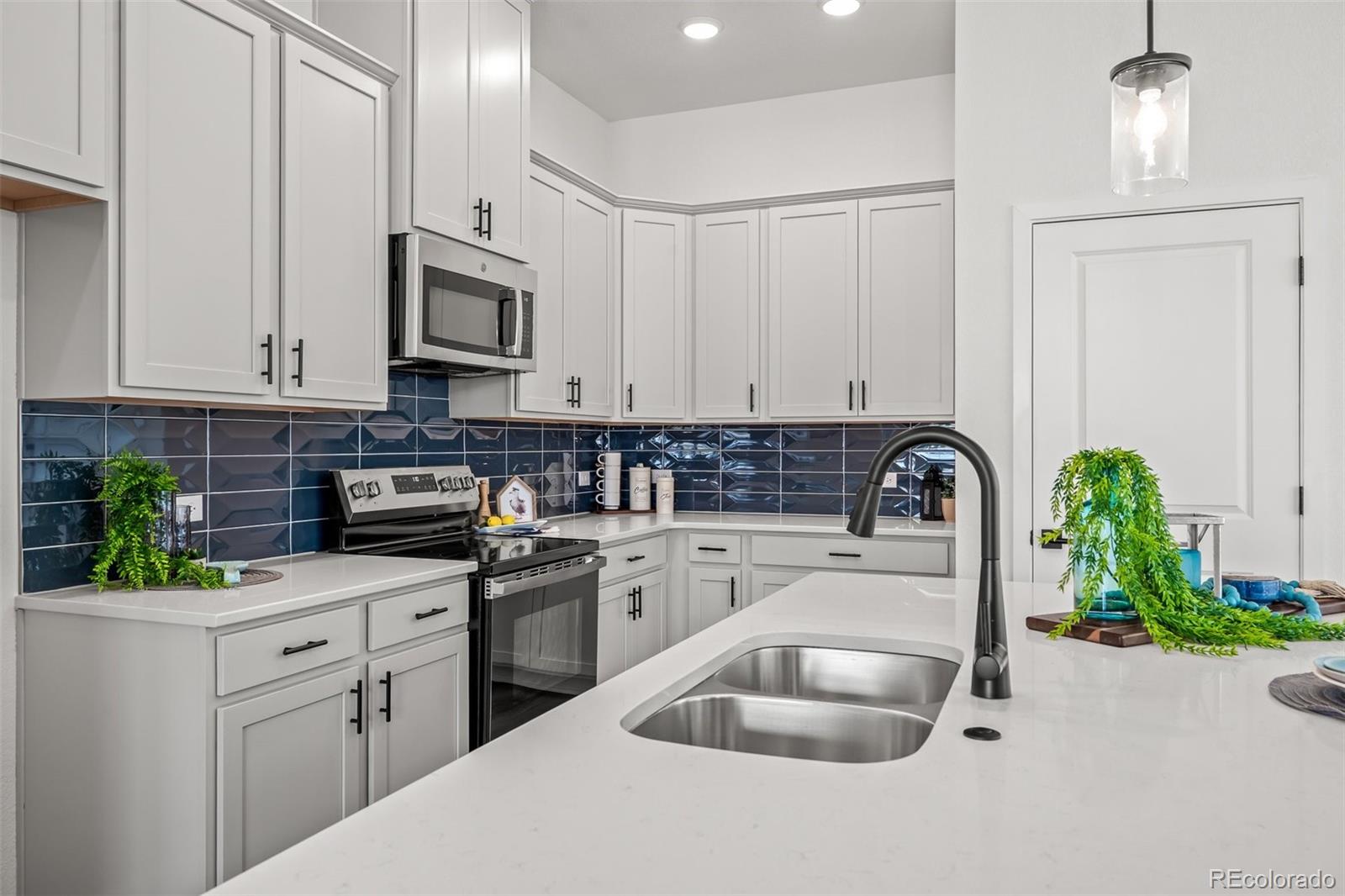 MLS Image #10 for 6731  knapp drive,colorado springs, Colorado